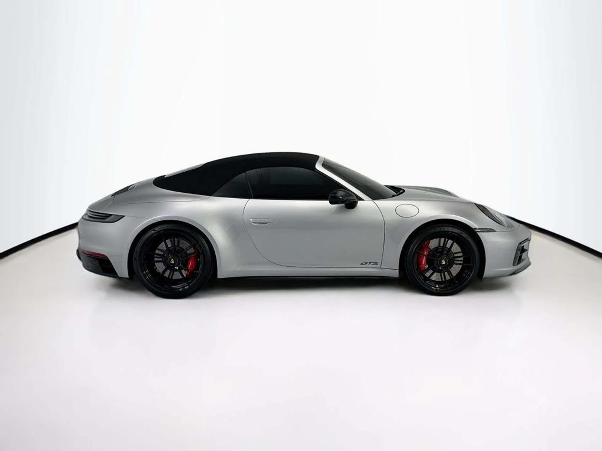 mph009_1126023482_used_2022_porsche_911_carrerascabriolet_8119_23027418_10_1024_984281ceb8