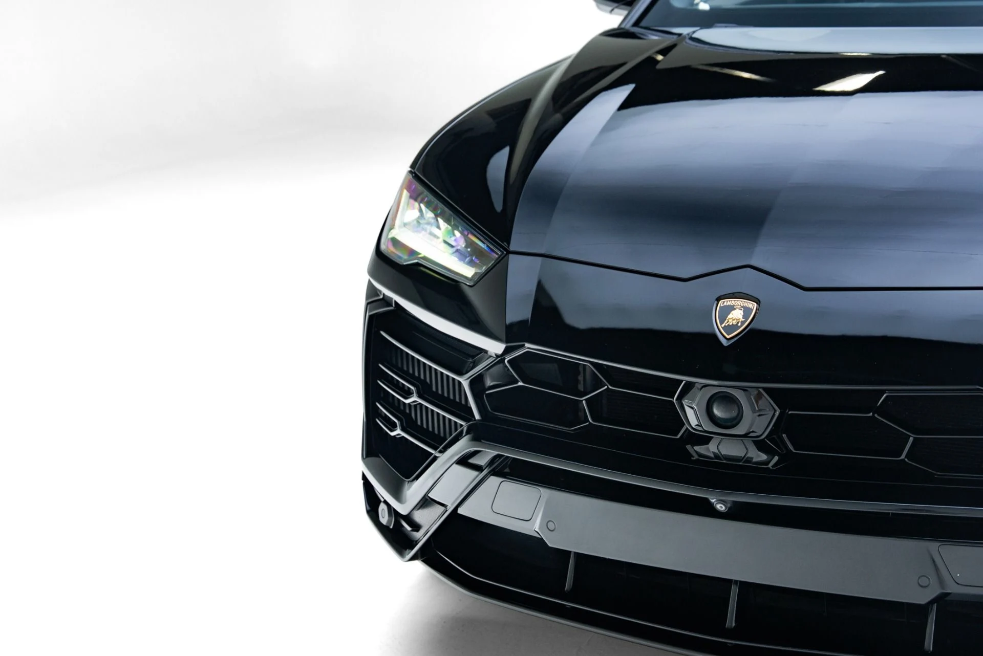 mph009_1126392987_Used_2019_Lamborghini_Urus_1778703309_30878667d3