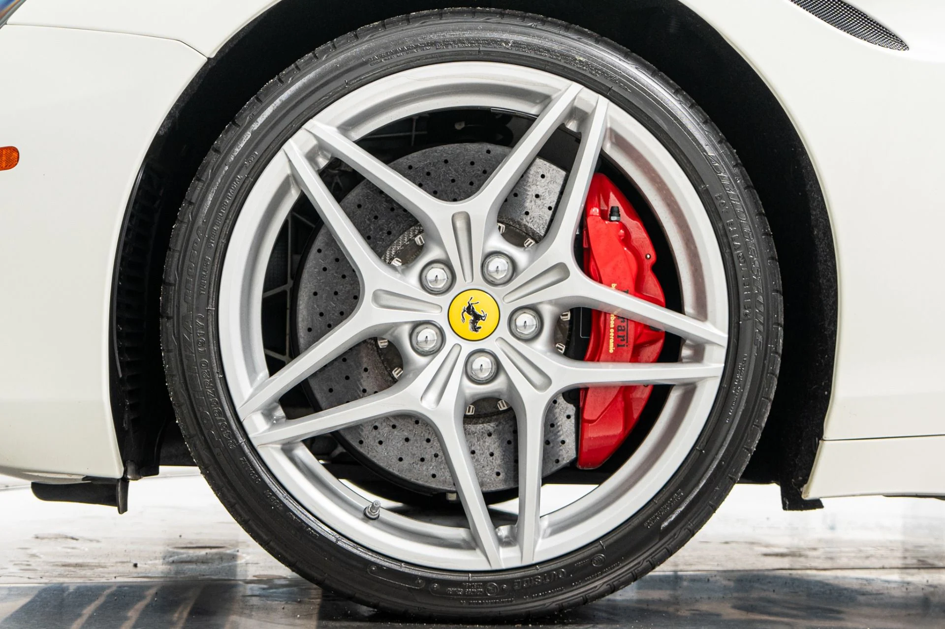 mph009_1127404806_Used_2016_Ferrari_California_T_257_K_MSRP_Ventilated_Seats_Carbon_Fiber_Driving_Zone_1790094264_902b85d9aa
