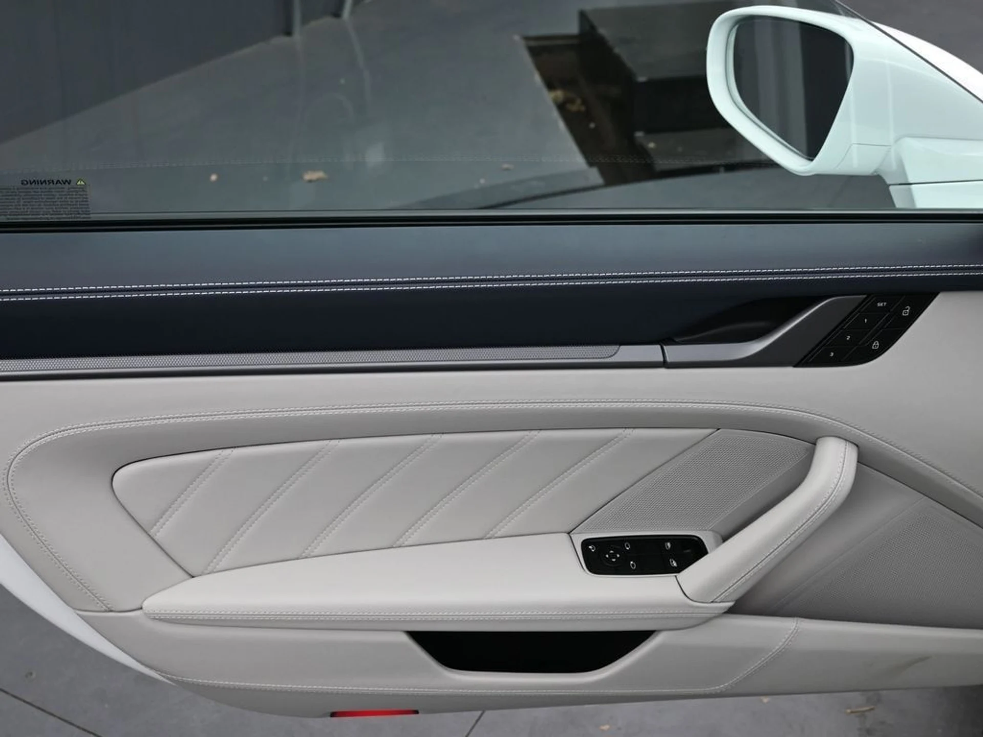 mph009_1128994996_ad0410c44057957b406d25cb7aff2f7ex_1d520822e9