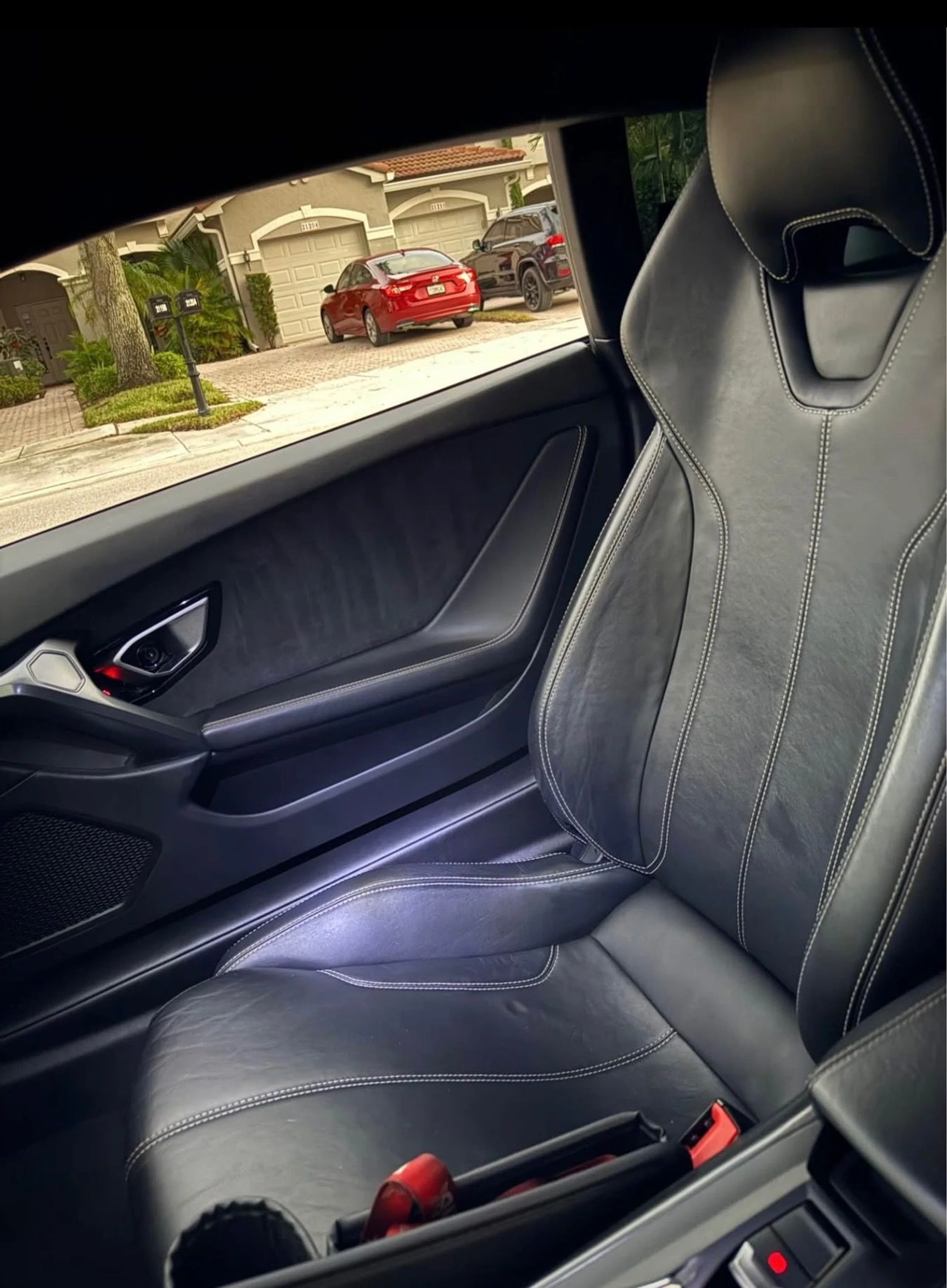 mph009_1156943231_Used_2016_Lamborghini_Huracan_LP_580_2_1769614543_b5e00dd8db