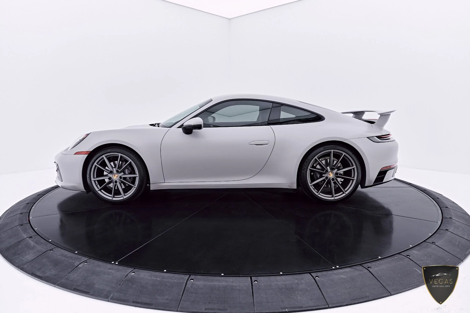 mph009_1161259779_Used_2023_Porsche_911_Carrera_1783042981_0bb014c8fa