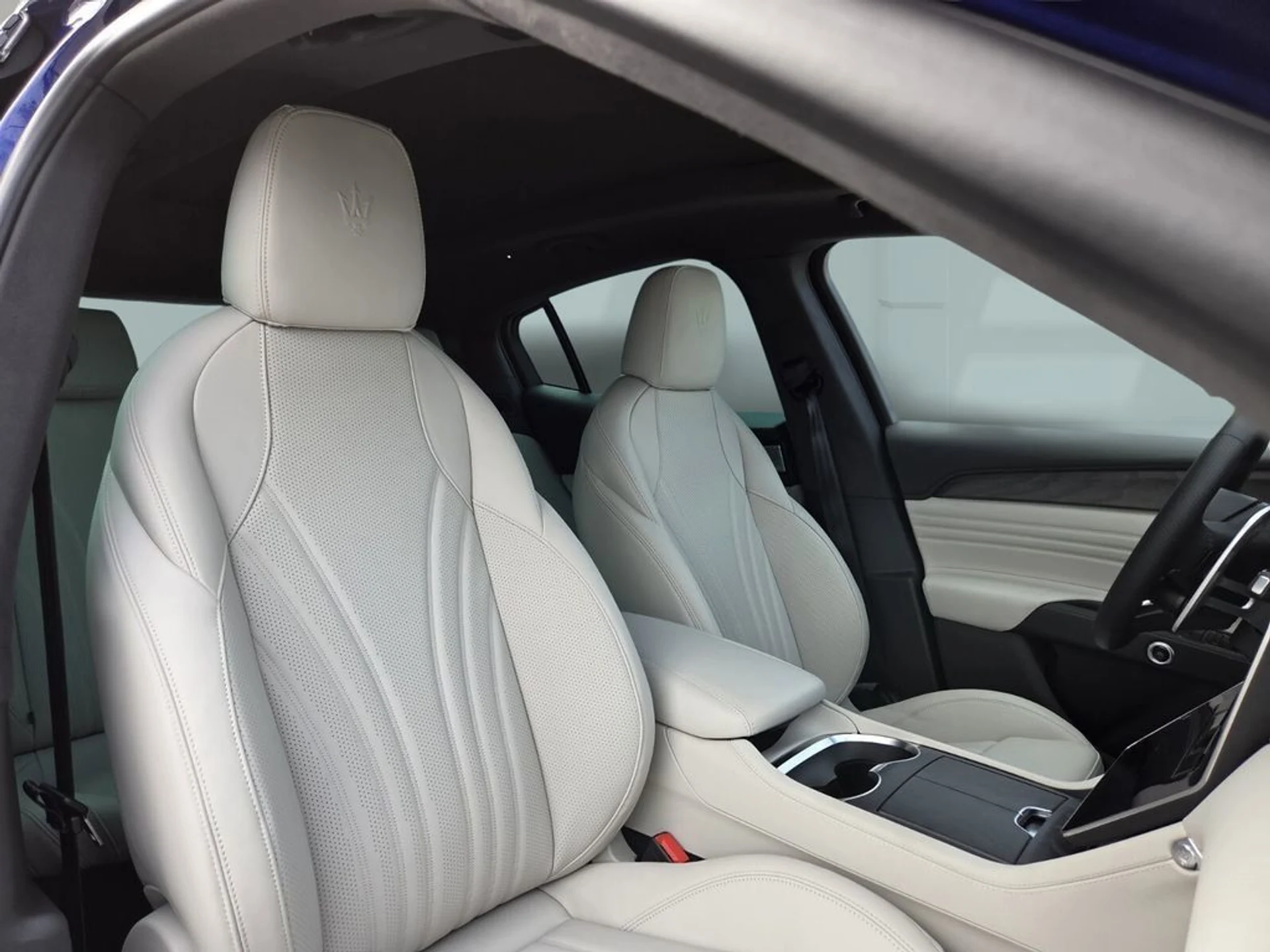 mph009_1164419787_05ba817f767ff54c44103aba005ed80f_2058e4c5f3