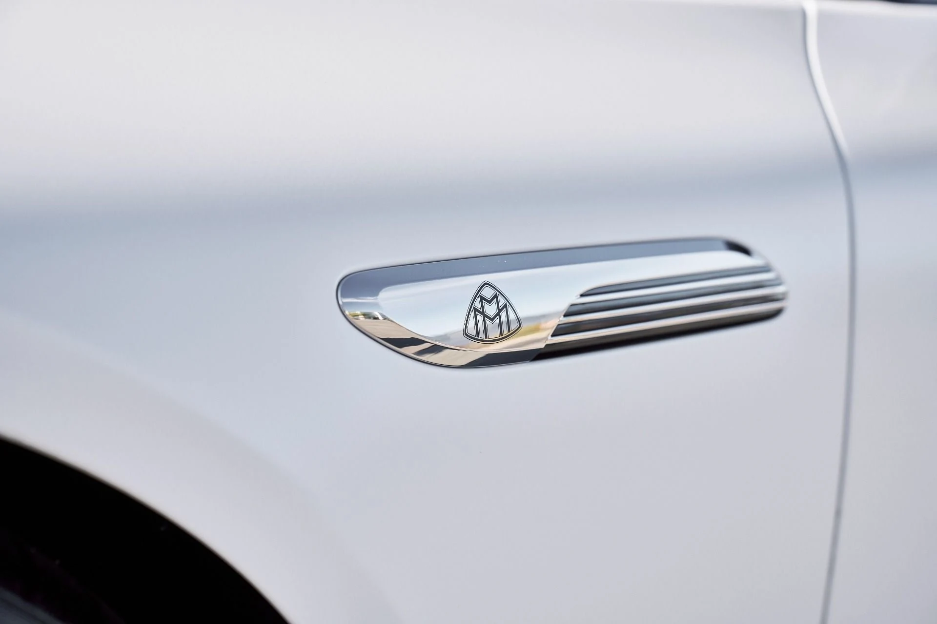 mph009_1165191438_Used_2026_Mercedes_Benz_SL_Class_Maybach_SL_680_1764902602_cf2b73bfc8