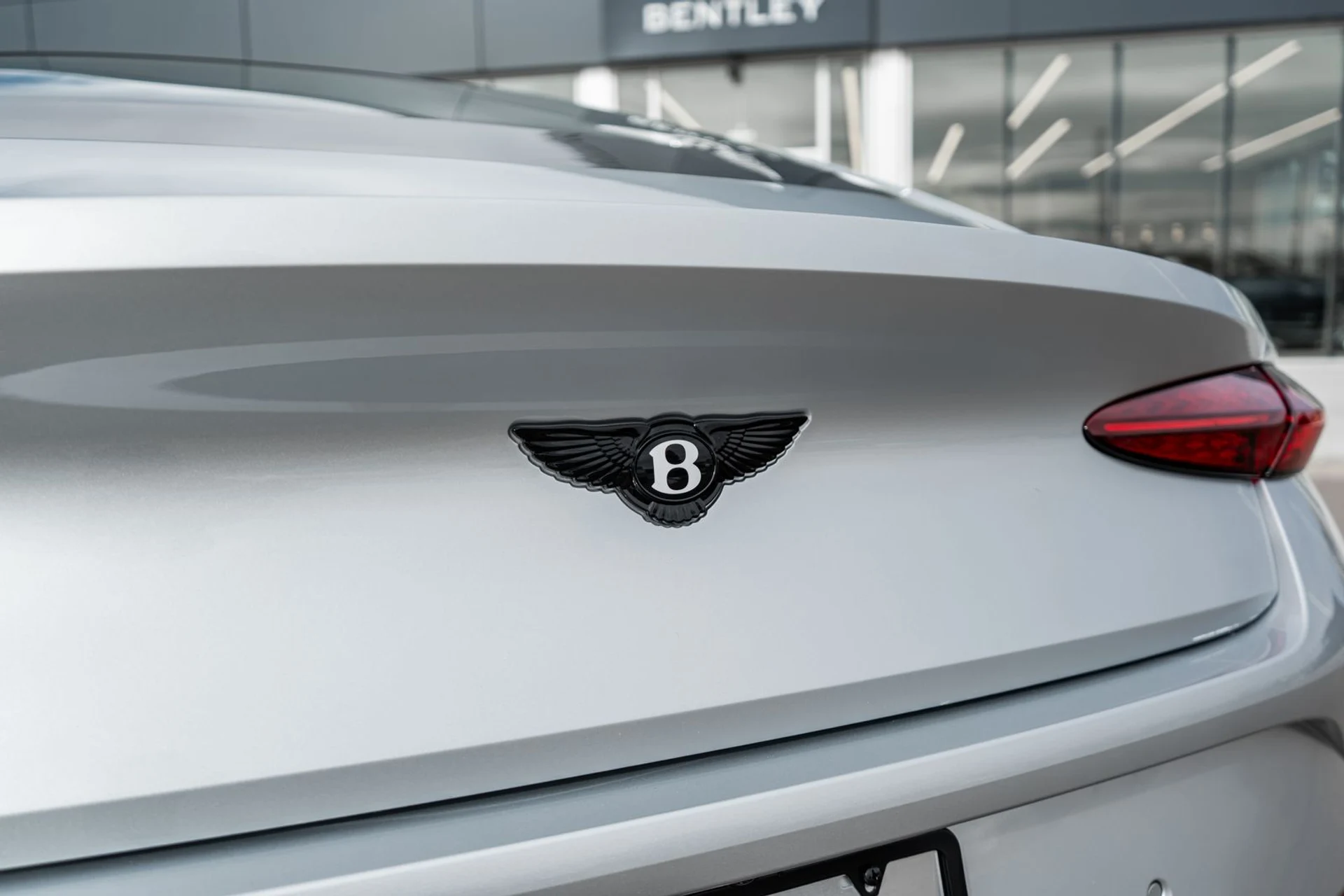 mph009_1165239514_5e8218bb_0066_4ef5_97c8_c1a4b26e4fca_abe826dab6