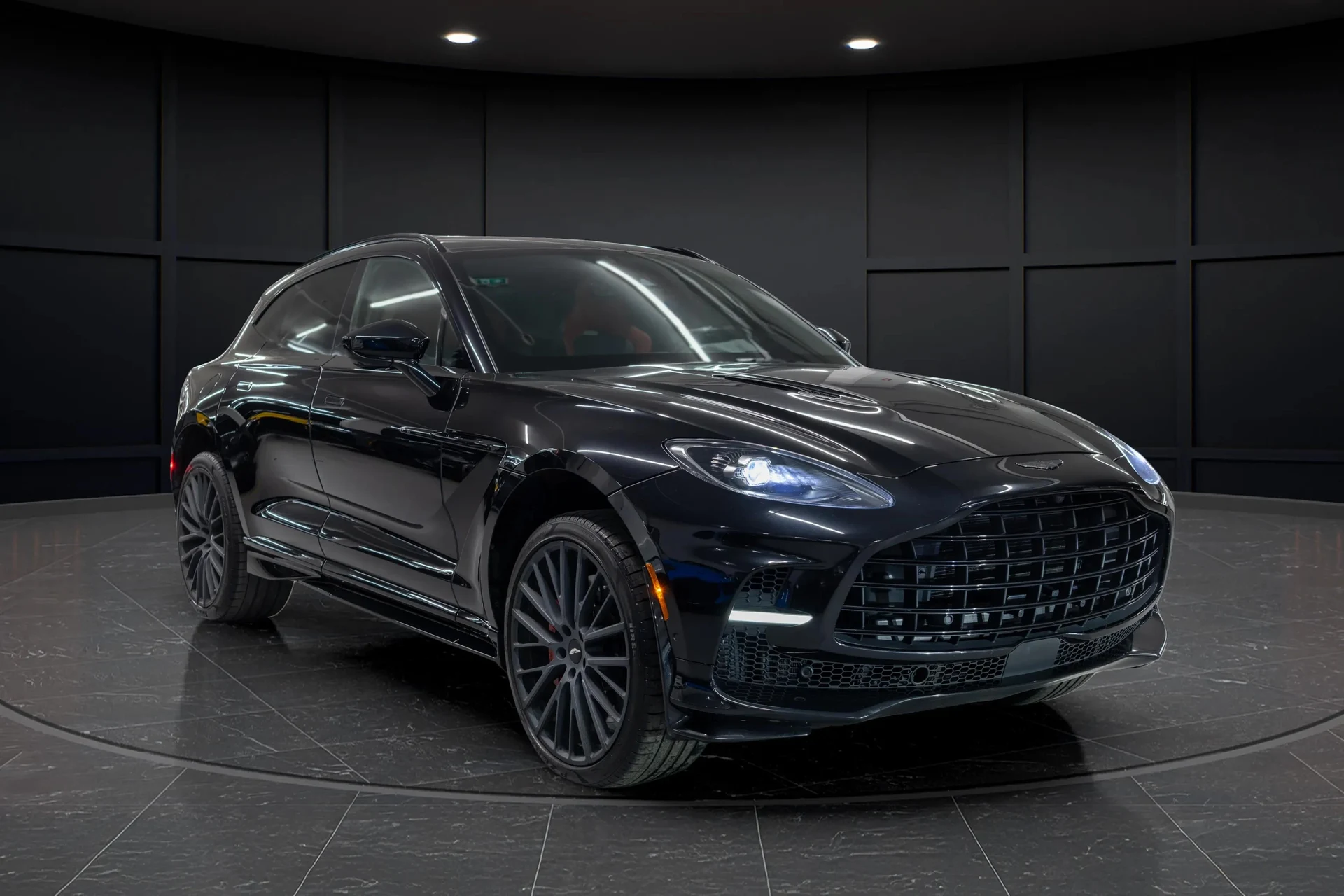 mph009_1176251690_2ca5592d_2137_45c7_89df_8a74cbc4419a_202320_Aston20_Martin20_DBX_207072028_SD_7_VUJBW_9_PTV_0613129_10_36034881f0