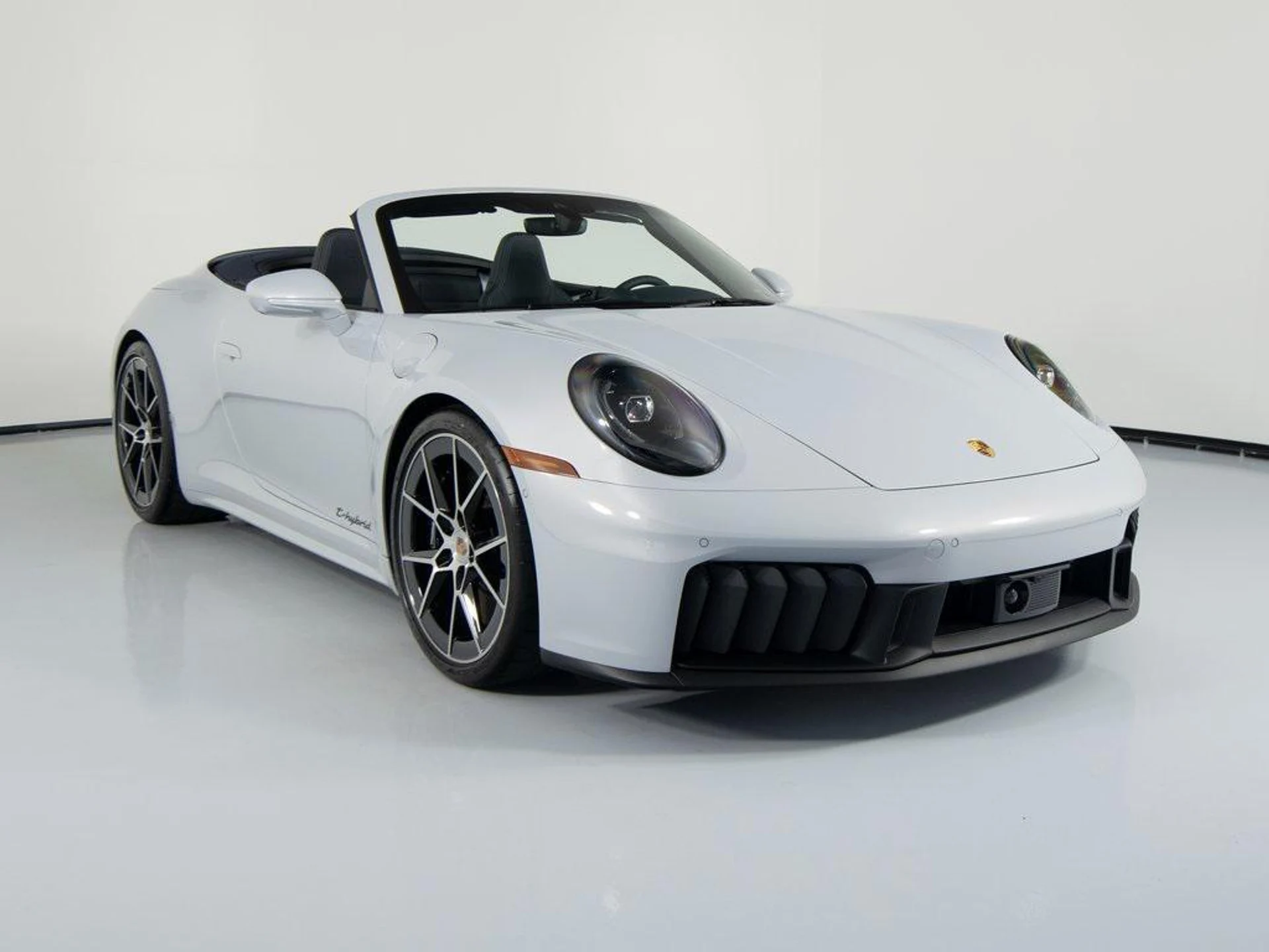 mph009_1179946567_Vn_Ug_F_Ypc_L_Tv_WN_p_Kd_Rld8_Y3j_A_f83ebcc3ee