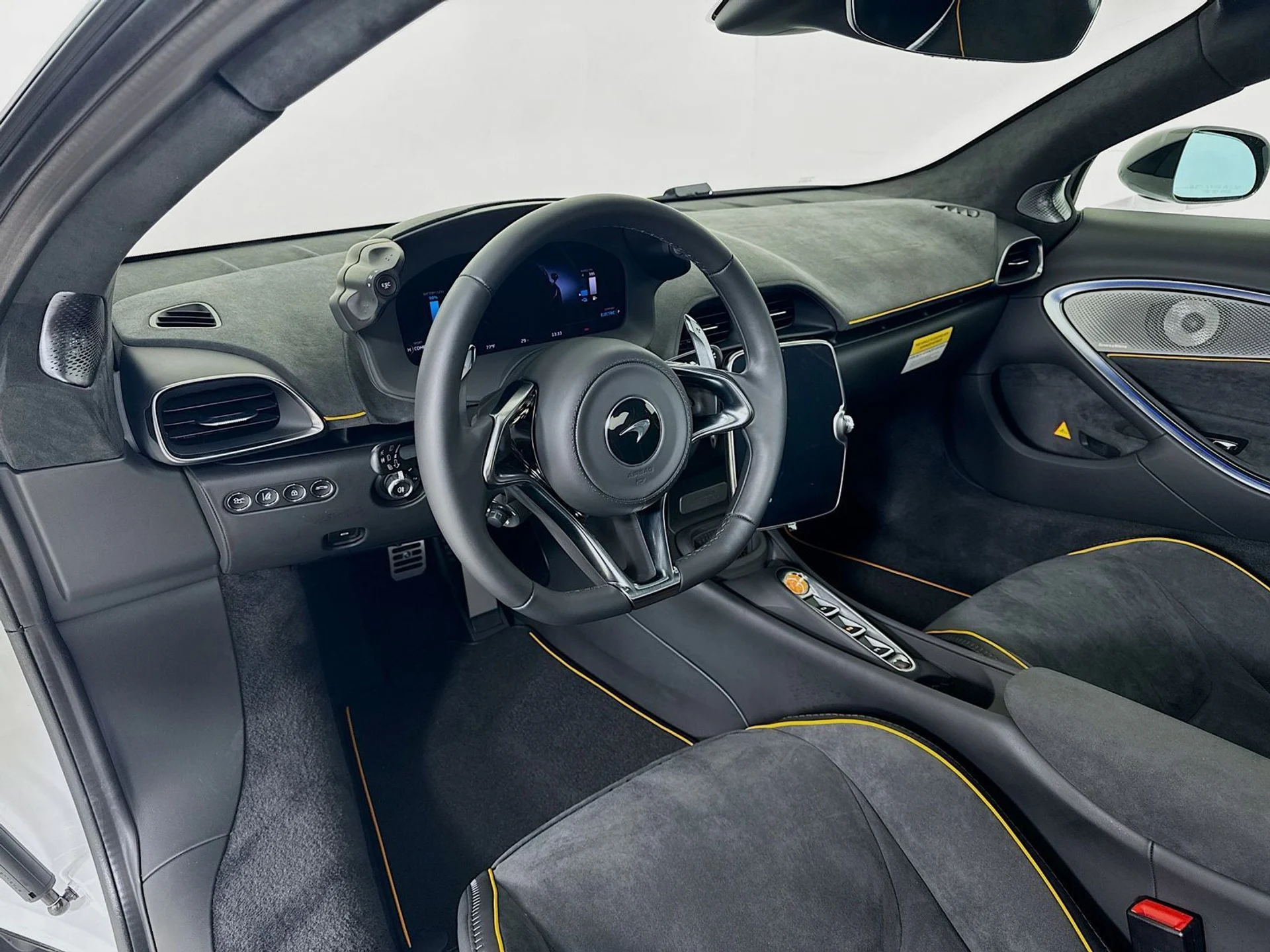 mph009_1191321027_f2902946a3ef12502e52d8606682331ax_c40c77f539