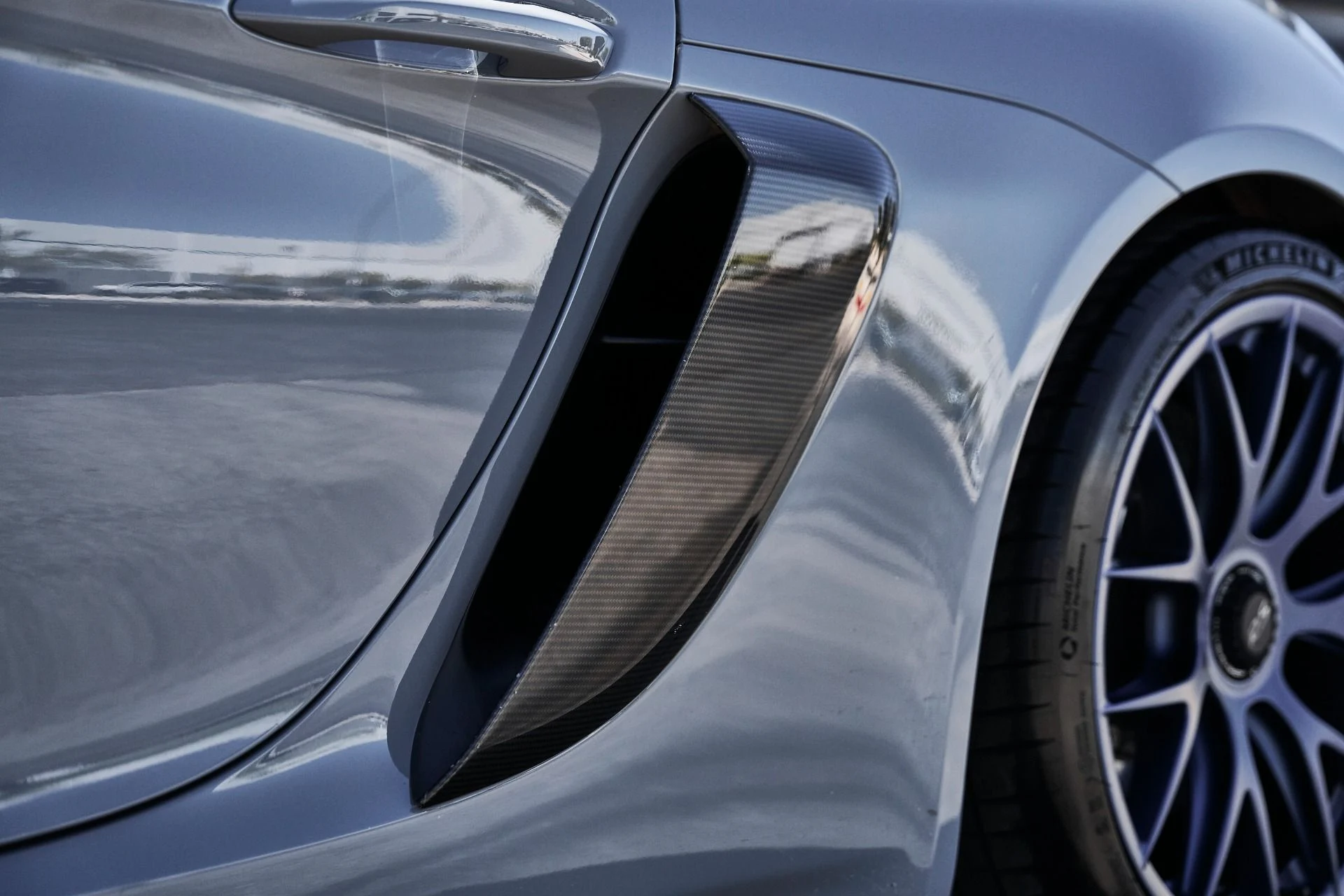 mph009_1198594743_Used_2023_Porsche_718_Cayman_GT_4_RS_1786209659_8ef4123a04