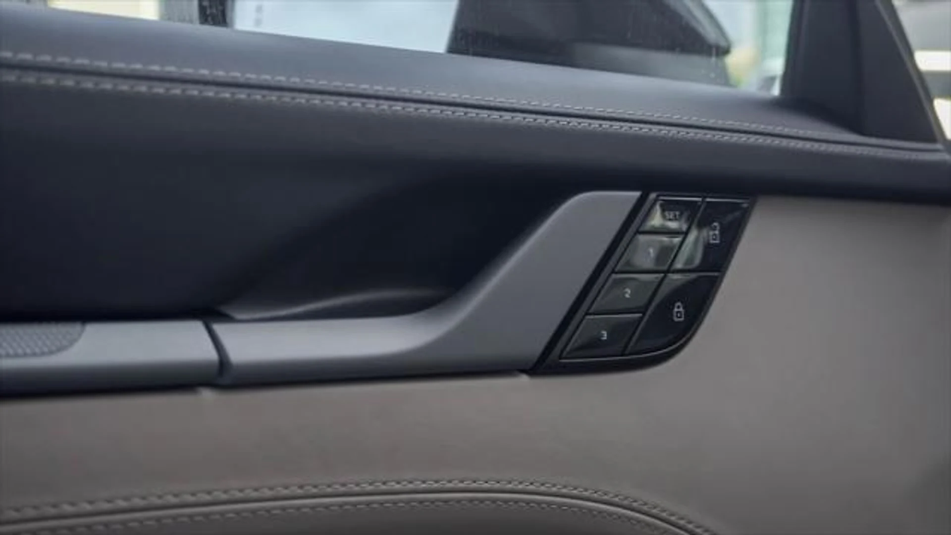 mph009_1203102065_Jn_Z_l1p24_EIW_Mekt2v8_EWGL_Fe_JA_4f28c457f8