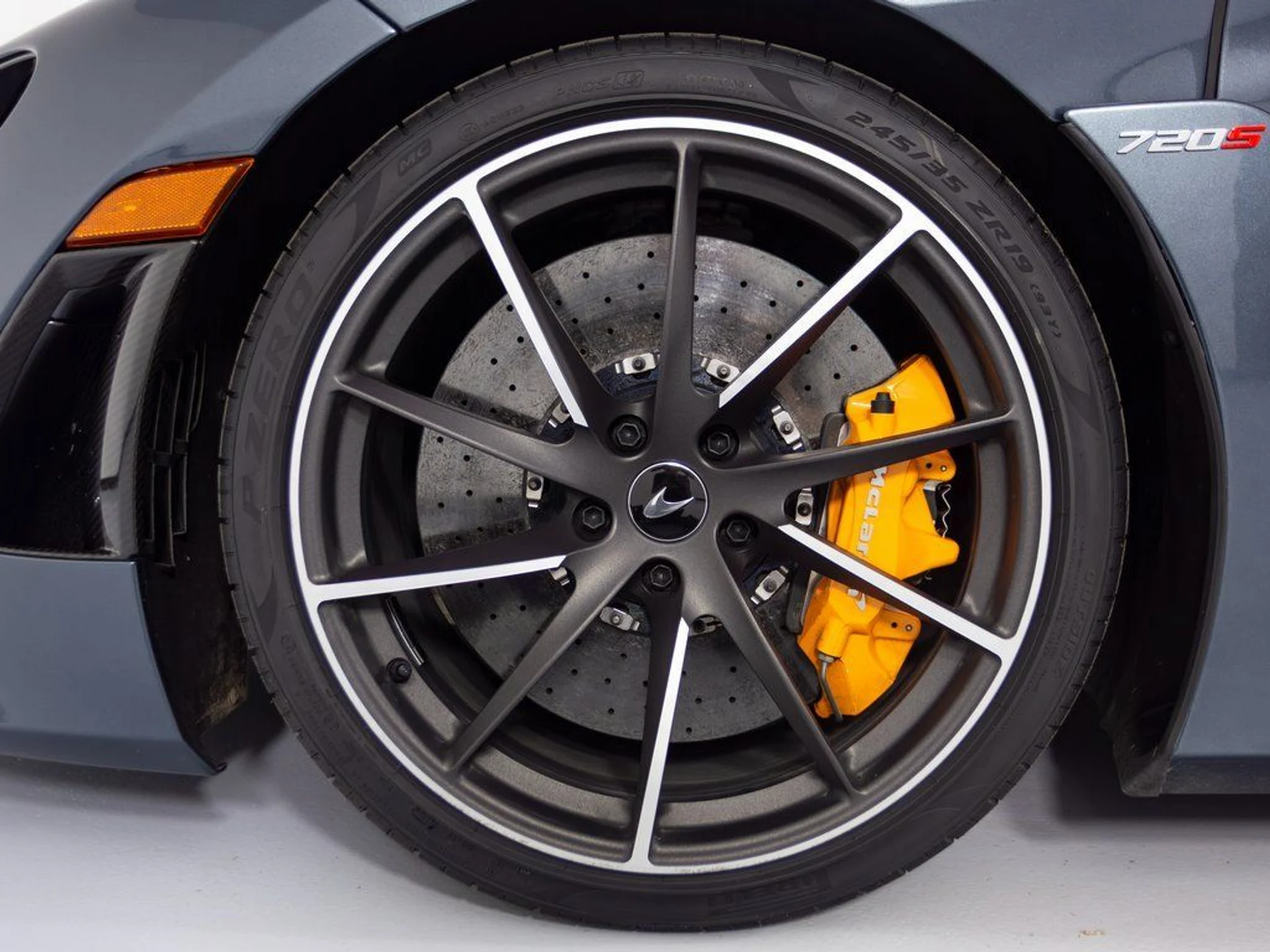 mph009_1207628479_92c90939f96952db516e5df77ce7a67dx_b038742657