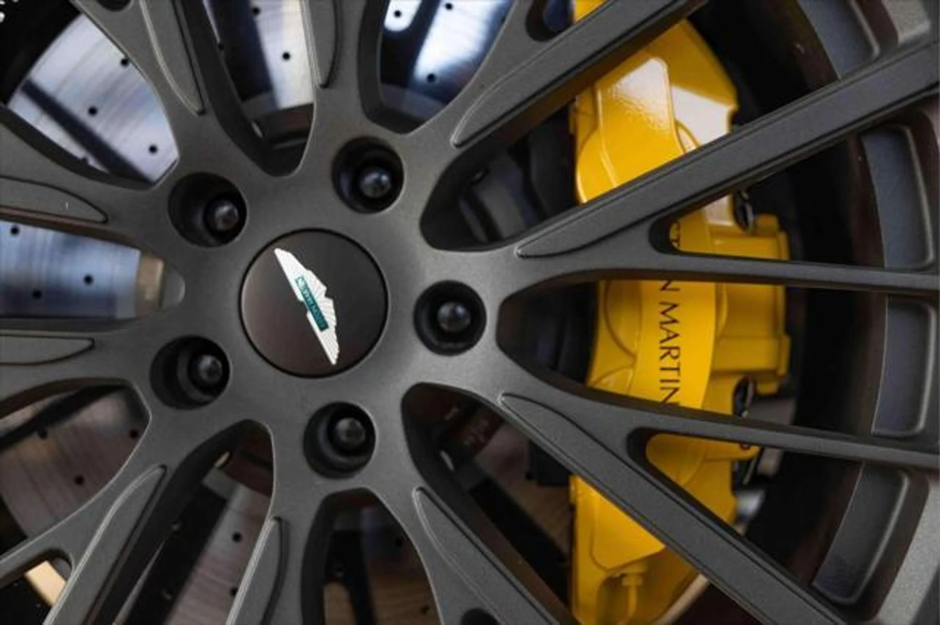 mph009_1214061469_Yg_Y_Quey_Et9_Am_B_QS_Vooc_ZJ_Ps7_Z4_33596dfe62