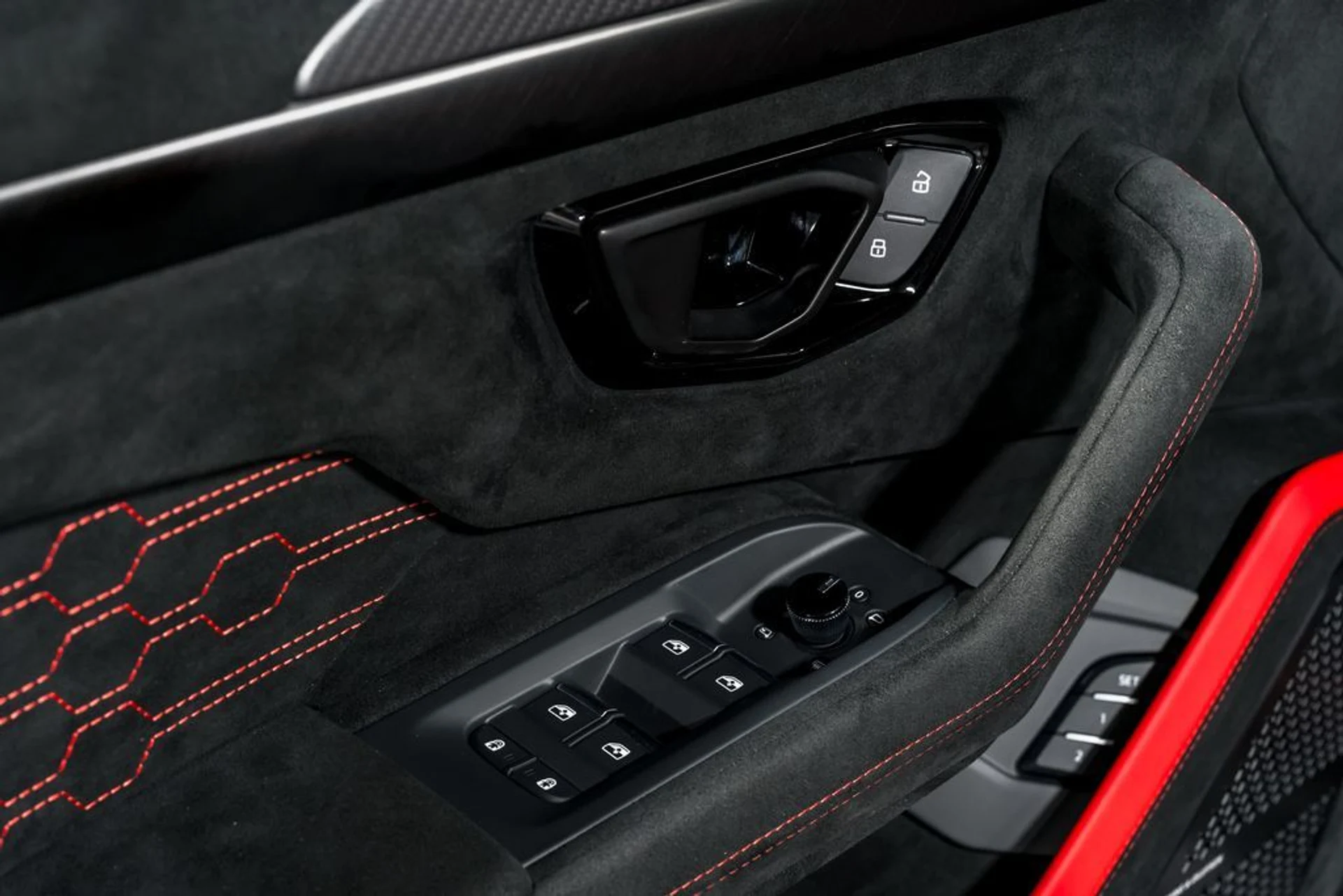 mph009_1216873761_2e4590a3a9d54a7493b11dfbc64fa245x_3c4dcc7c06