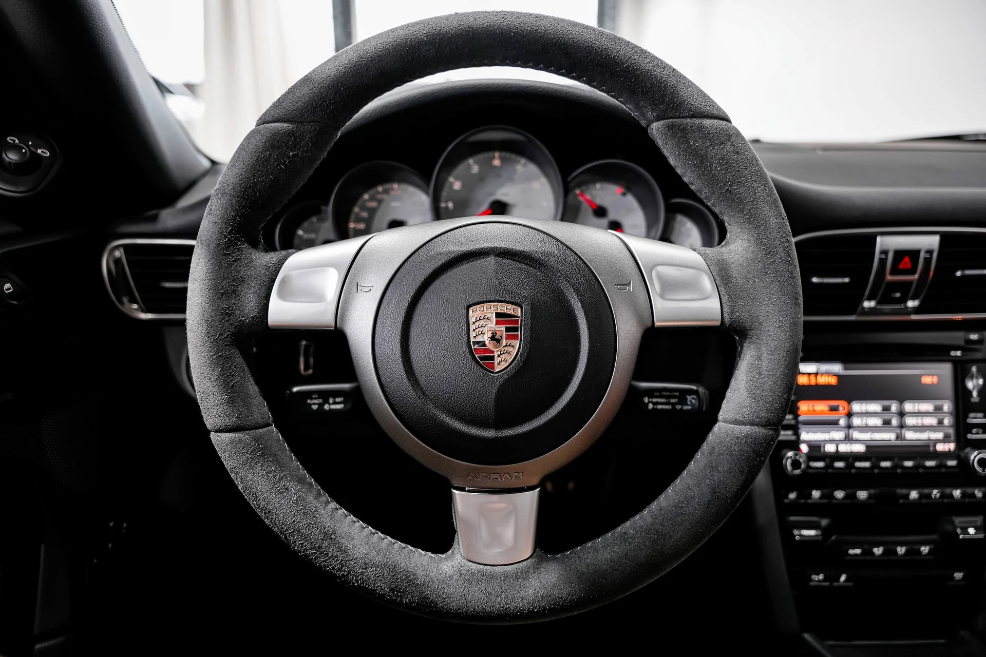 mph009_122106508_e2fba5b4a709d06a47b45fb74cdf9781x_31746acaa5