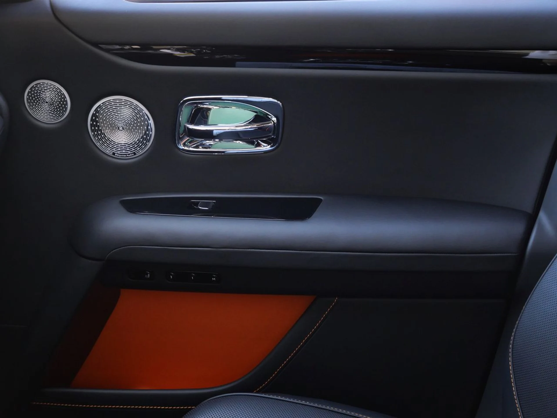 mph009_1226814505_edd465c0d9277f3fc465b29c459efef5x_9e22518eca