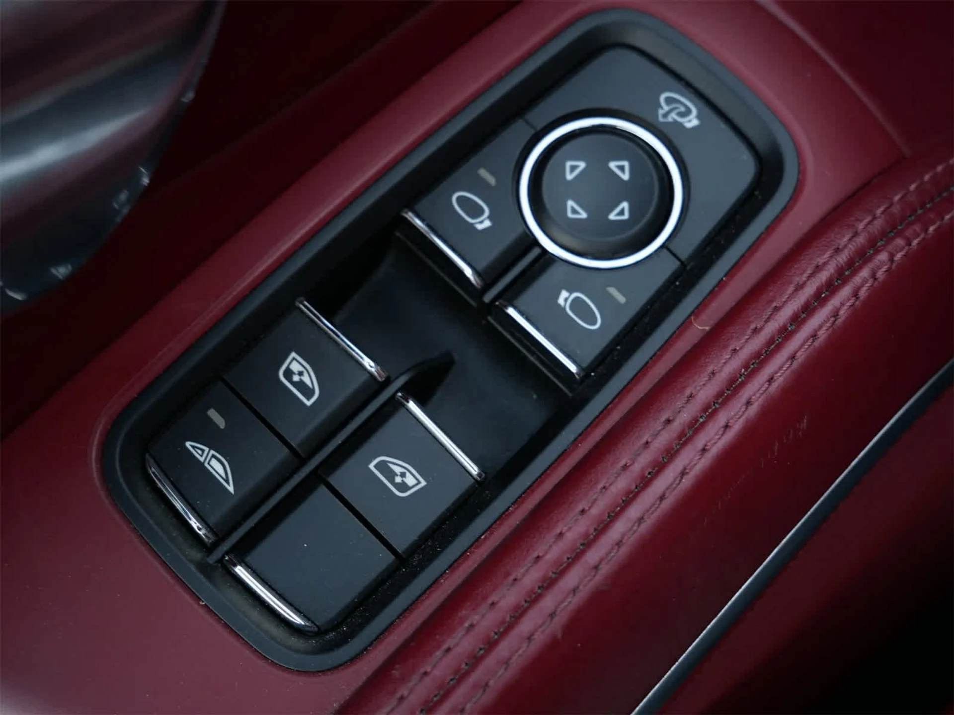 mph009_1230210652_34ae9b5275810fdef4889d00e5df3aa5_5b4c08c6ff