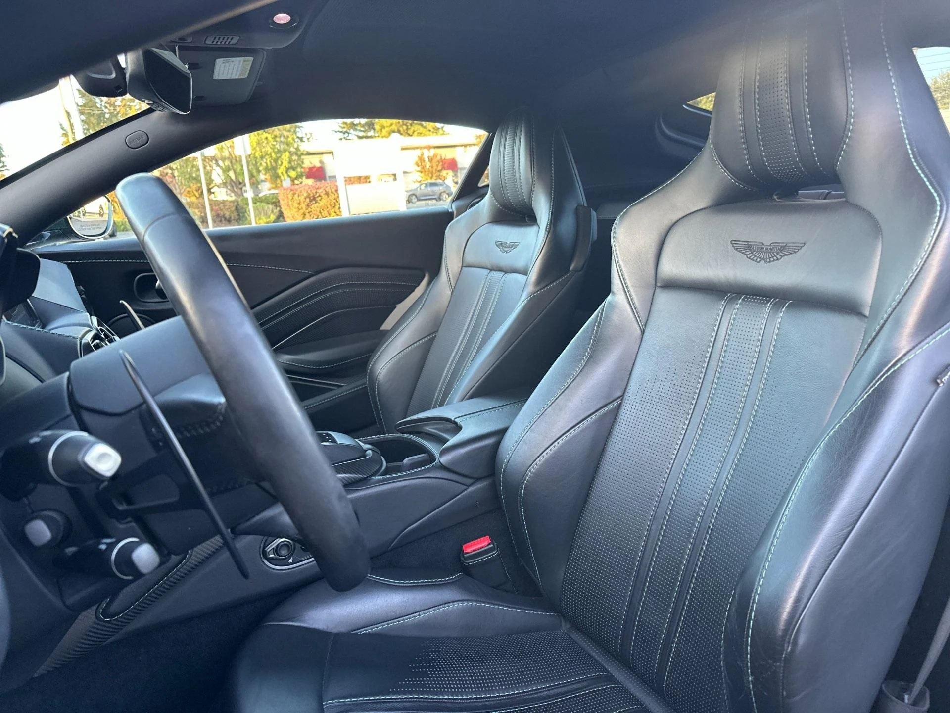 mph009_1242445243_Used_2019_Aston_Martin_Vantage_Timeless_CPO_1762507829_7d7b8e1dde