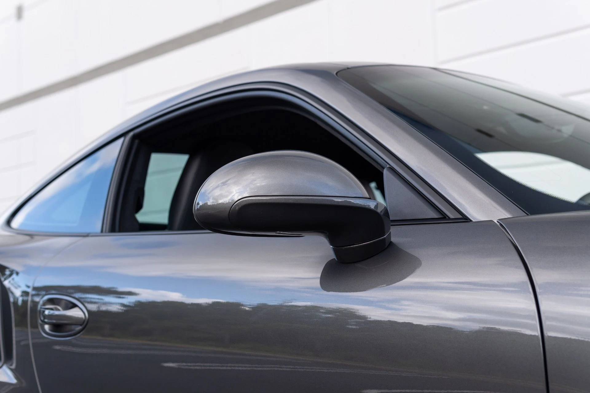 mph009_1242651070_Used_2014_Porsche_911_Turbo_S_1777344663_139aefdedc