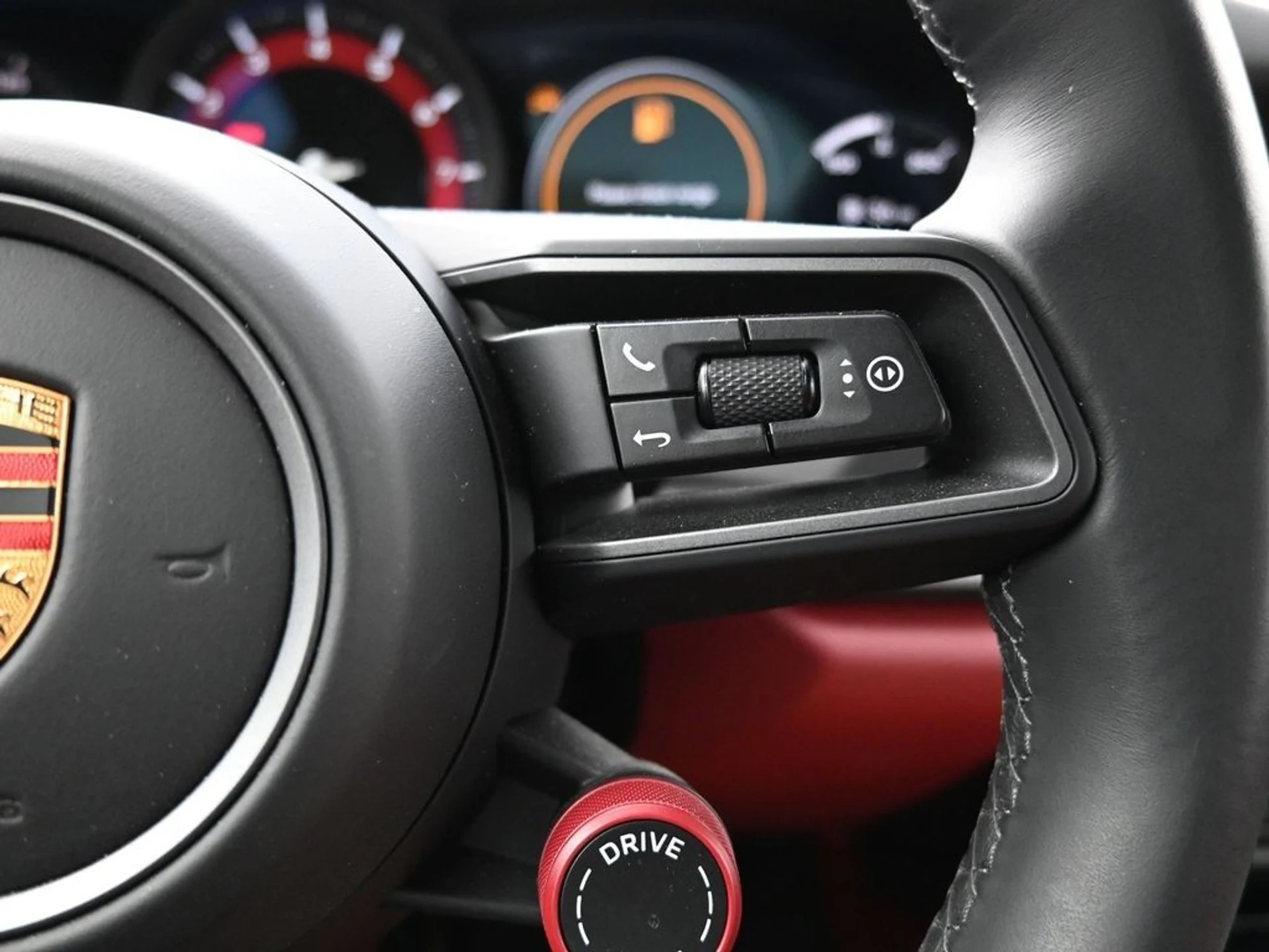 mph009_1252606485_8872c41cd2f344aad43ff0d3e30c94f2_dcf5f65ce0