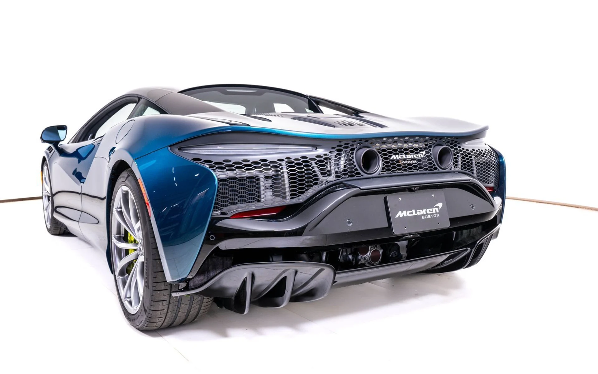 mph009_1253103580_fbfb1a2a631c63dde1a009af87de85f1x_e8f1dd5021