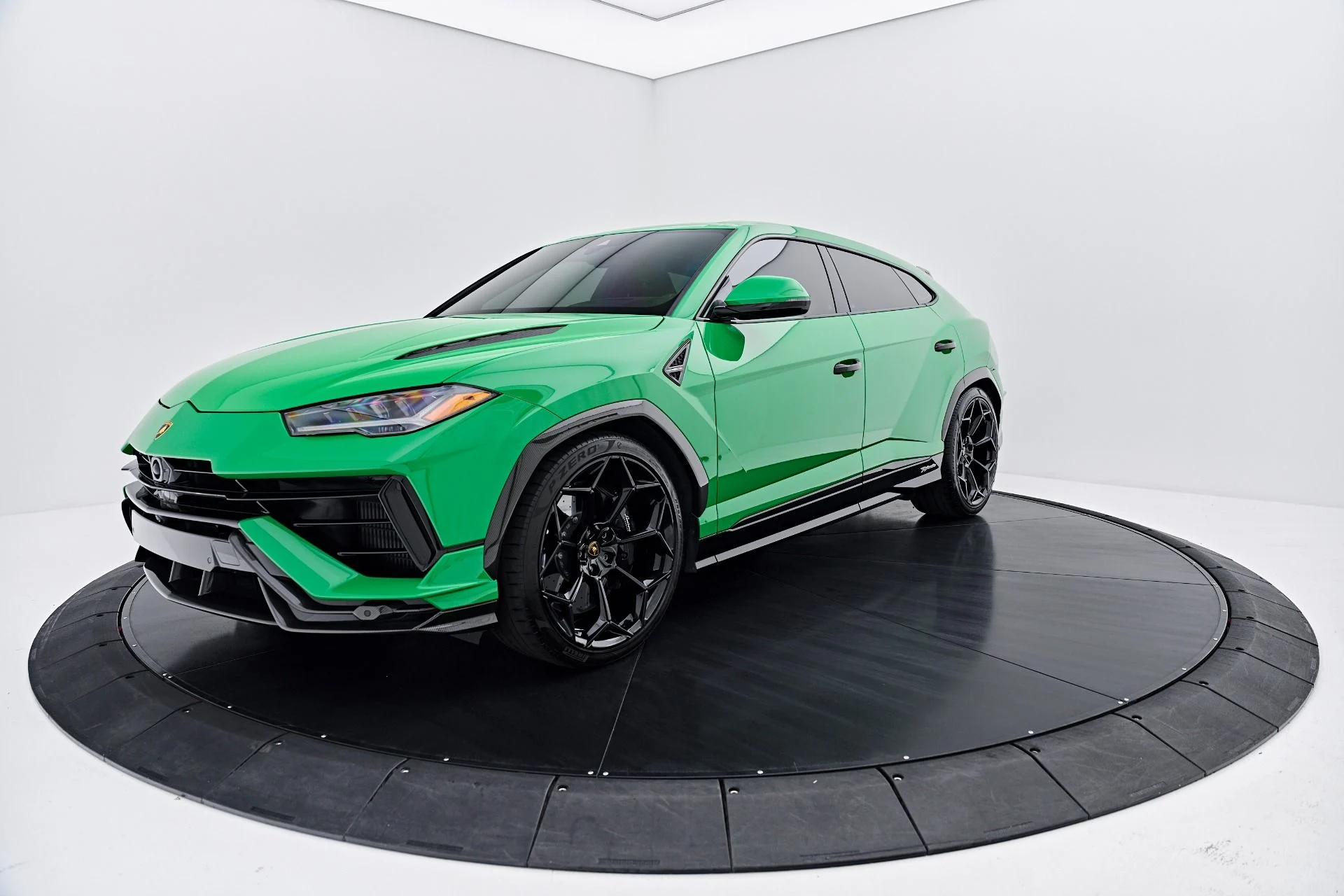mph009_1253831329_Used_2023_Lamborghini_Urus_Performante_1788571099_beb42c2e0e