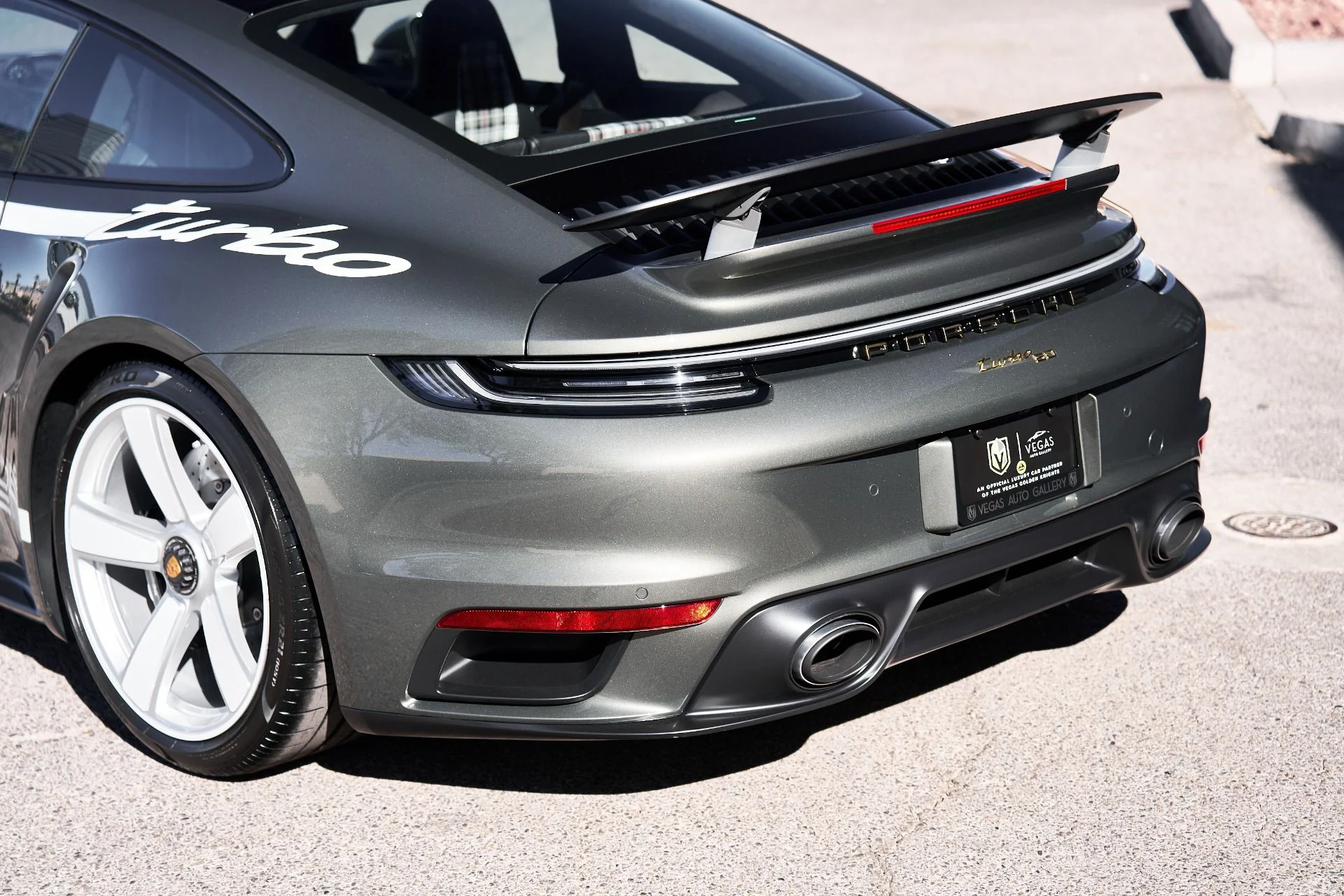 mph009_1261569056_Used_2025_Porsche_911_Turbo_1757541204_e61d2c6940