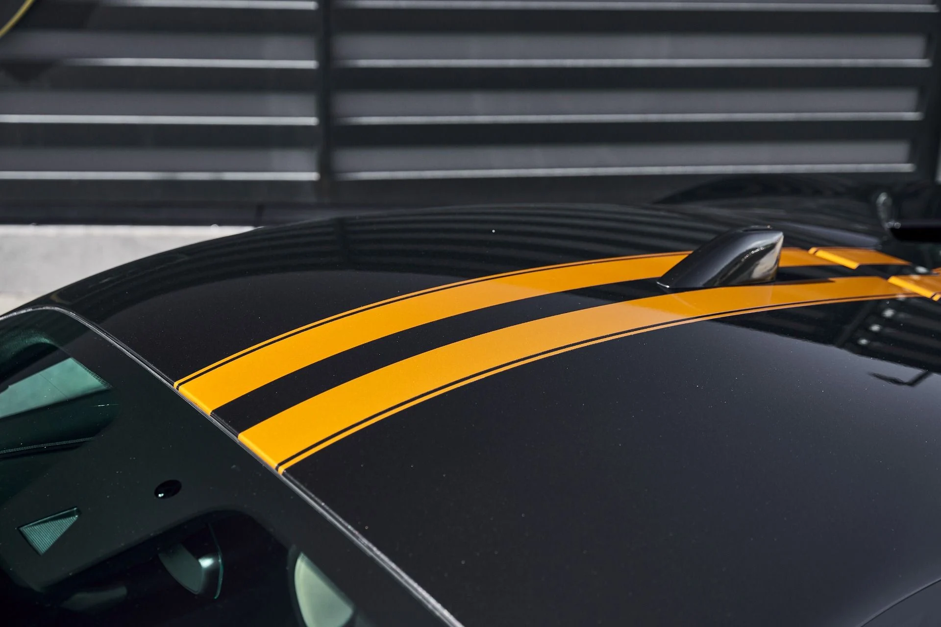 mph009_1266630962_Used_2023_Ferrari_SF_90_Stradale_Base_1771034597_66a2555fea