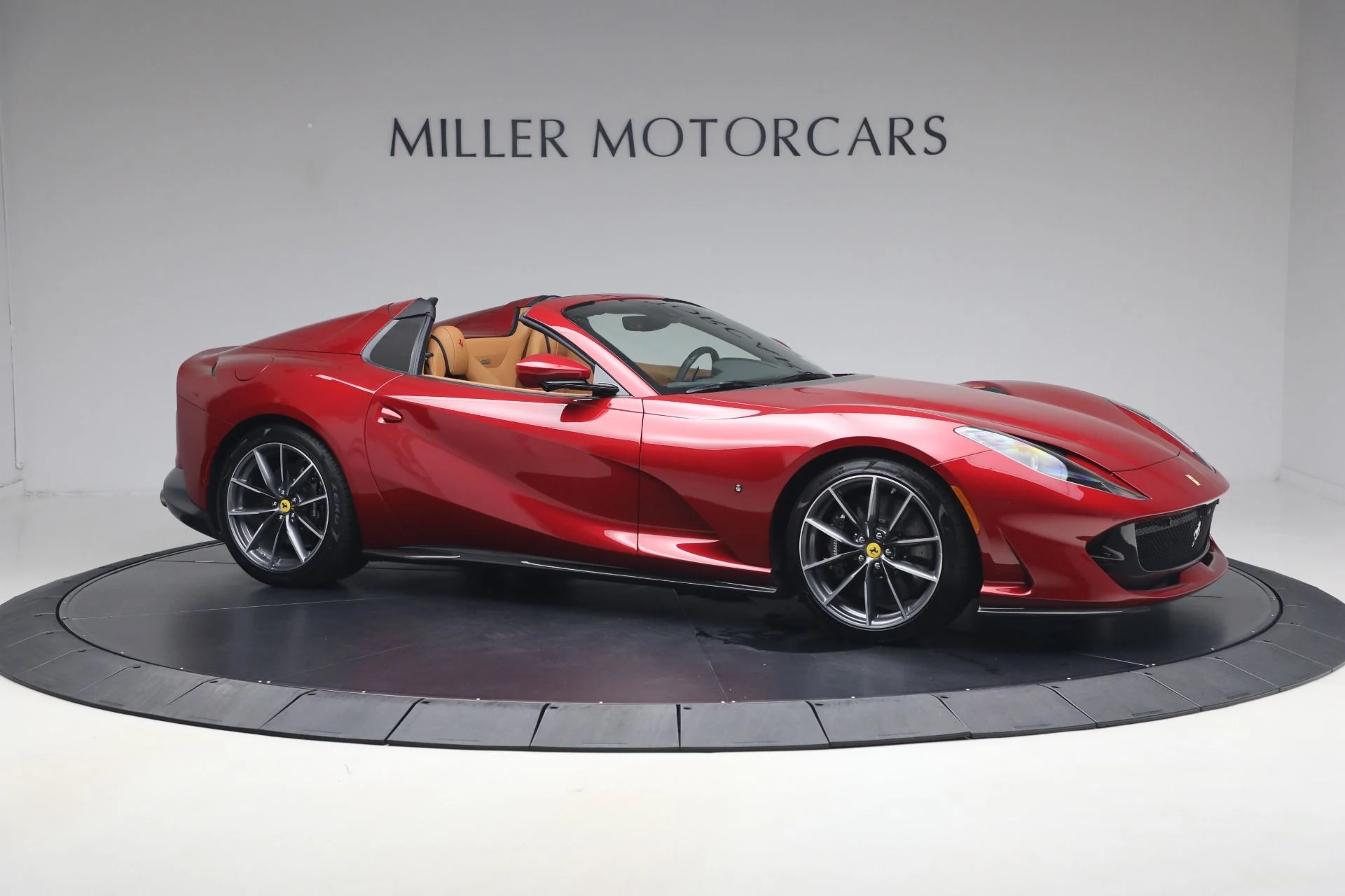 mph009_1269128628_Used_2023_Ferrari_812_GTS_1783706162_104a6a65cc