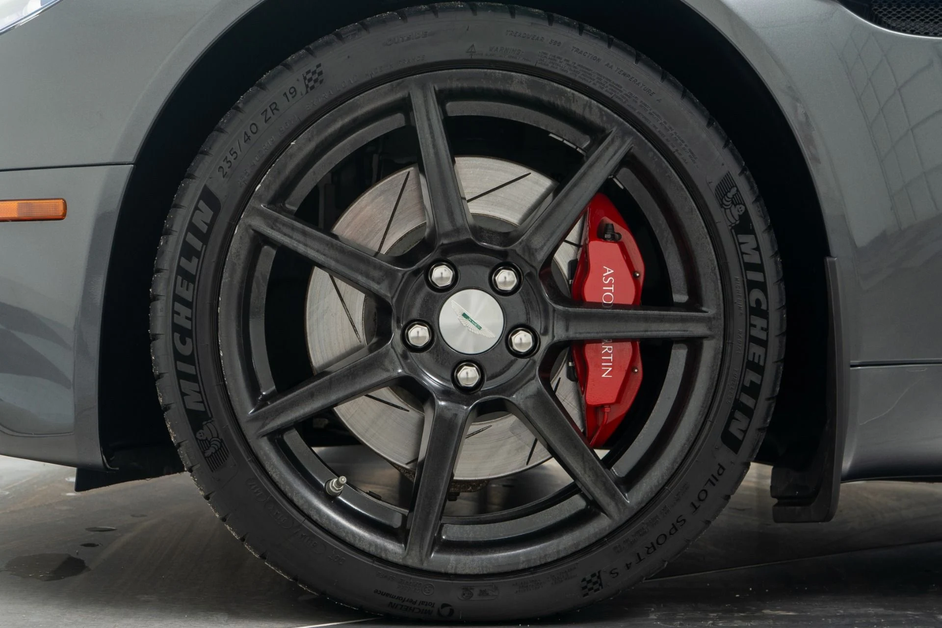 mph009_1271696709_Used_2008_Aston_Martin_V8_Vantage_Roadster_Great_Sounding_V8_Heated_Seats_19_inch_Wheels_1756322519_3af337ecae