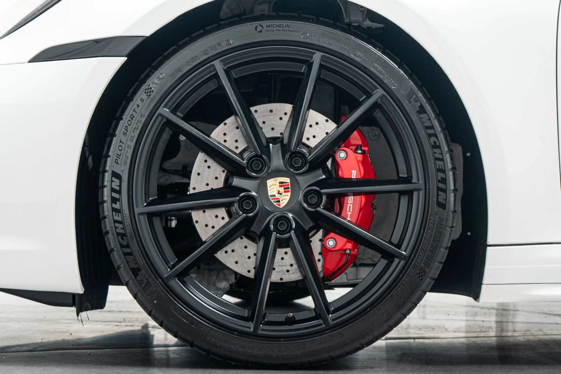 mph009_127847535_Used_2024_Porsche_911_Carrera_S_1782763521_4edd24fa92