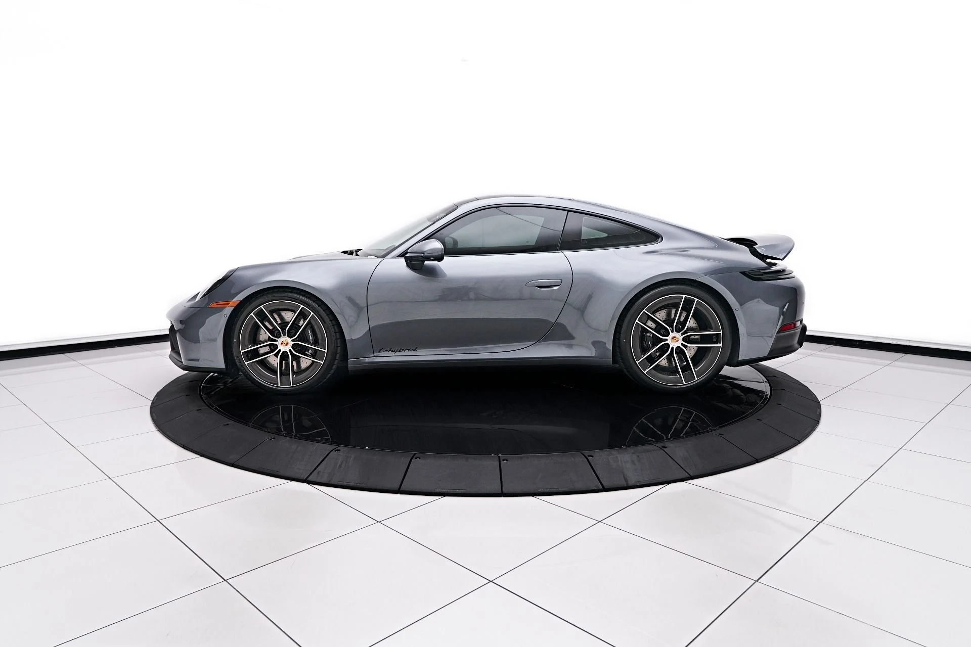 mph009_1282018976_Used_2025_Porsche_911_Carrera_4_GTS_1755103628_3b44d5a04a