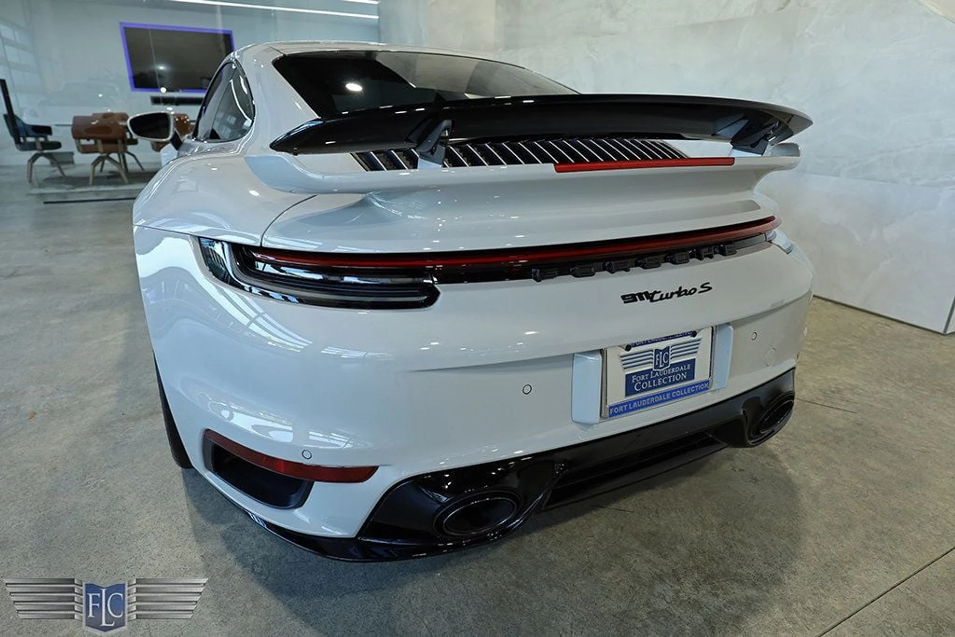 mph009_128242759_used_2024_porsche_911_turboscoupe_9689_22892492_10_1024_4f102ab527