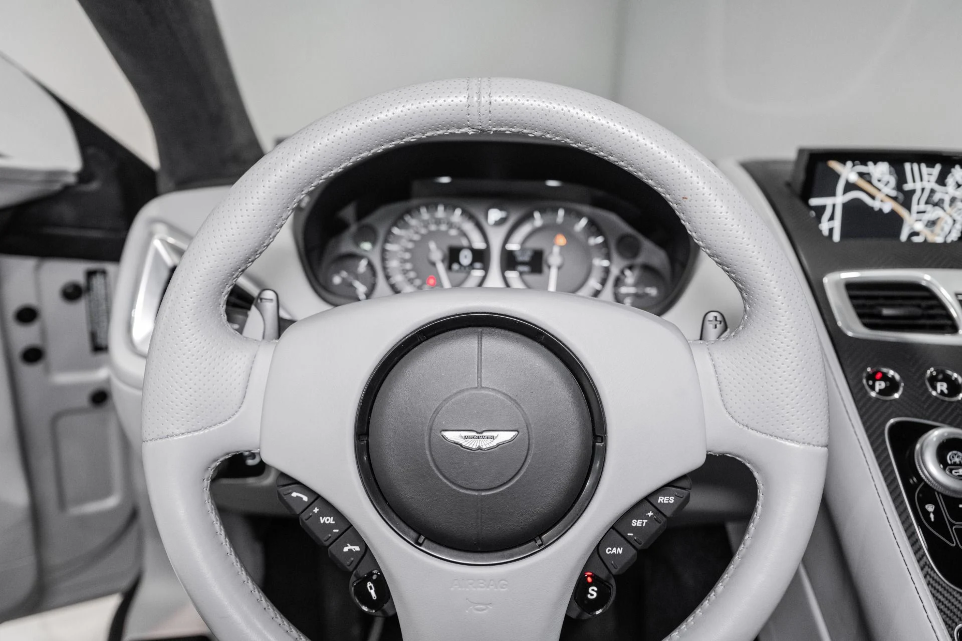 mph009_1282464866_Used_2016_Aston_Martin_Vanquish_V12_1770132200_d066069e96