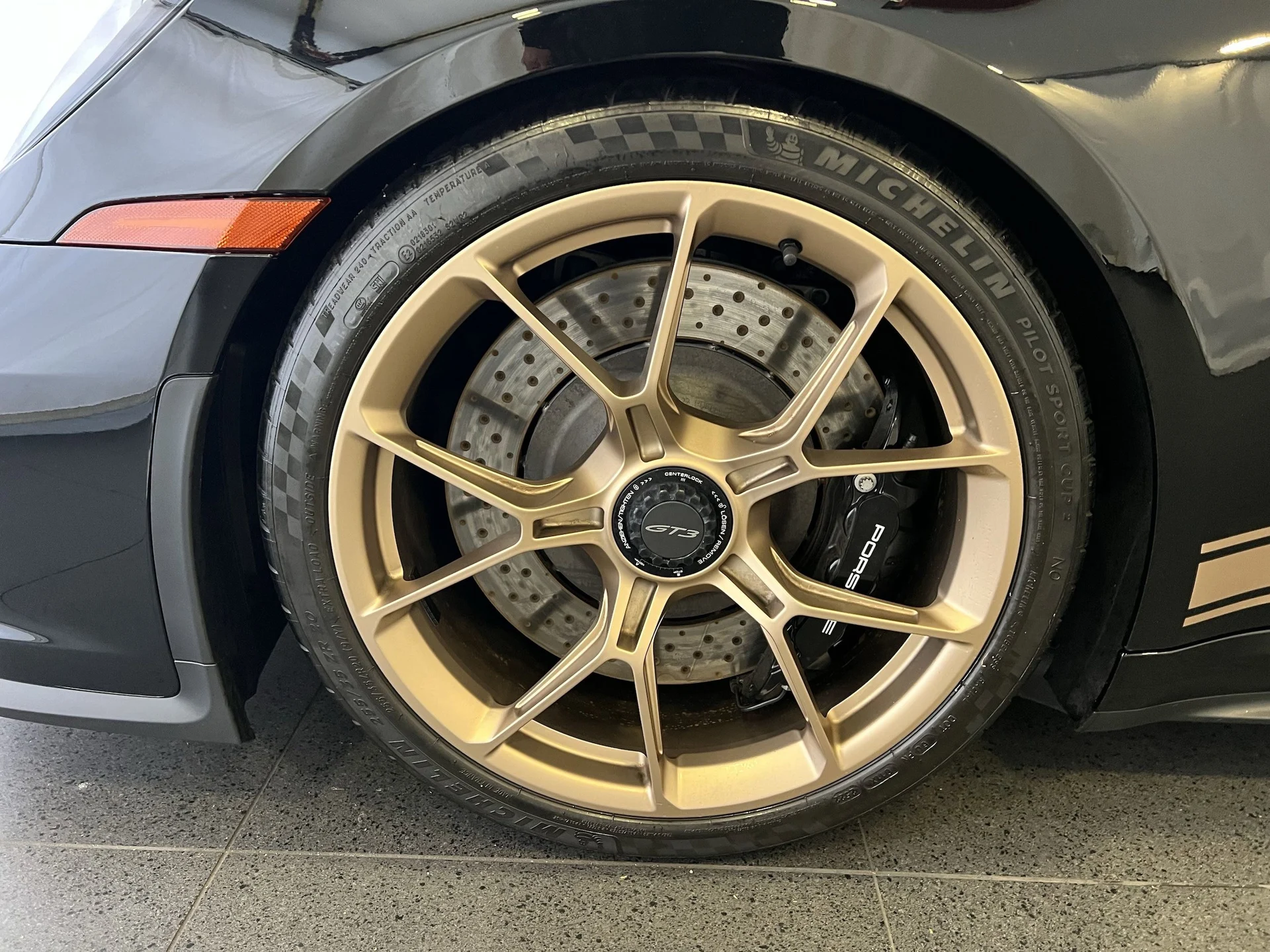 mph009_1285008788_acd6a5e42bc6417293ad79345cc400acx_39bea2fd02