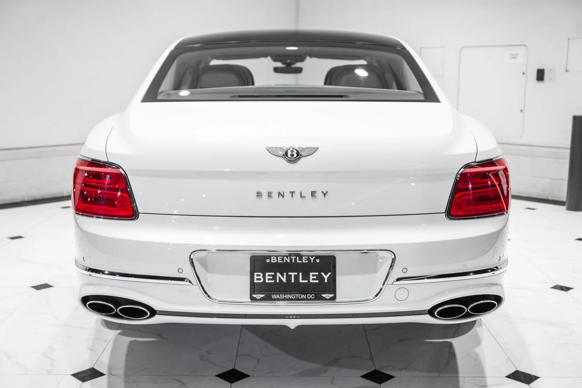 mph009_1286439357_Used_2023_Bentley_Flying_Spur_1772469545_8acad012bb