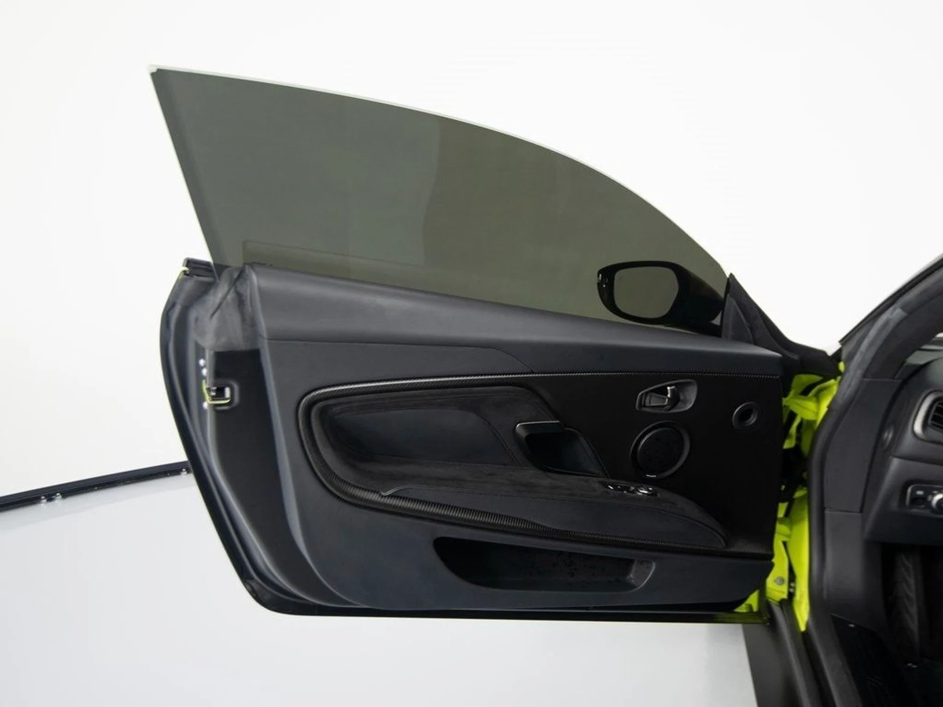 mph009_1289436643_625ece31c230df7d7aa3016dabec349ex_4942a55483