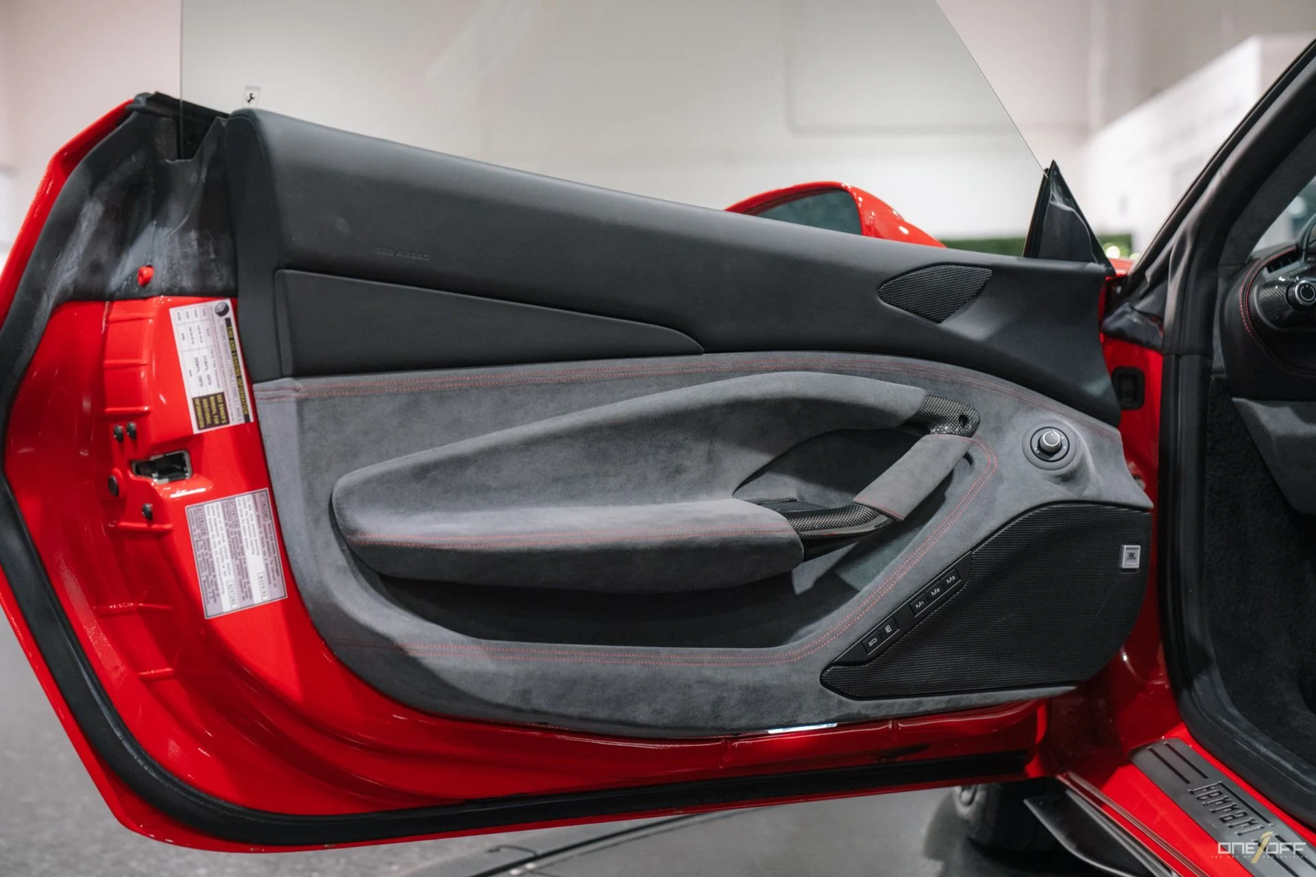 mph009_1291735095_Used_2022_Ferrari_F8_Spider_395_K_MSRP_Carbon_Interior_Charcoal_Alcantara_Interior_1761878449_ad71735816