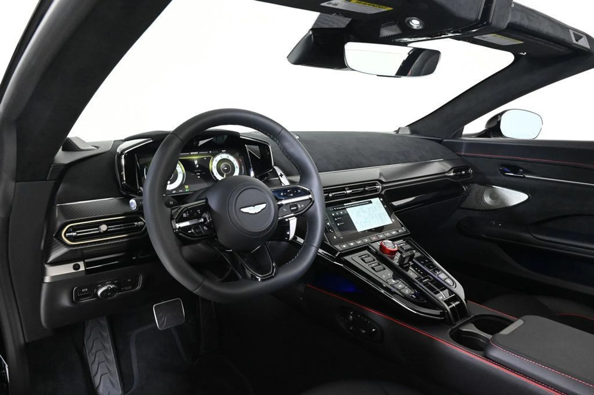 mph009_1292301715_new_2026_aston_martin_vantage_sroadster_11350_22964201_9_1024_abd0664c8d