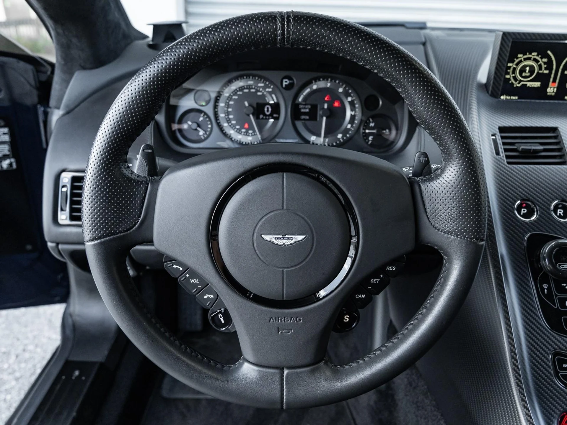 mph009_1299514530_Used_2019_Aston_Martin_Rapide_AMR_1761077128_9af0b5d3ff