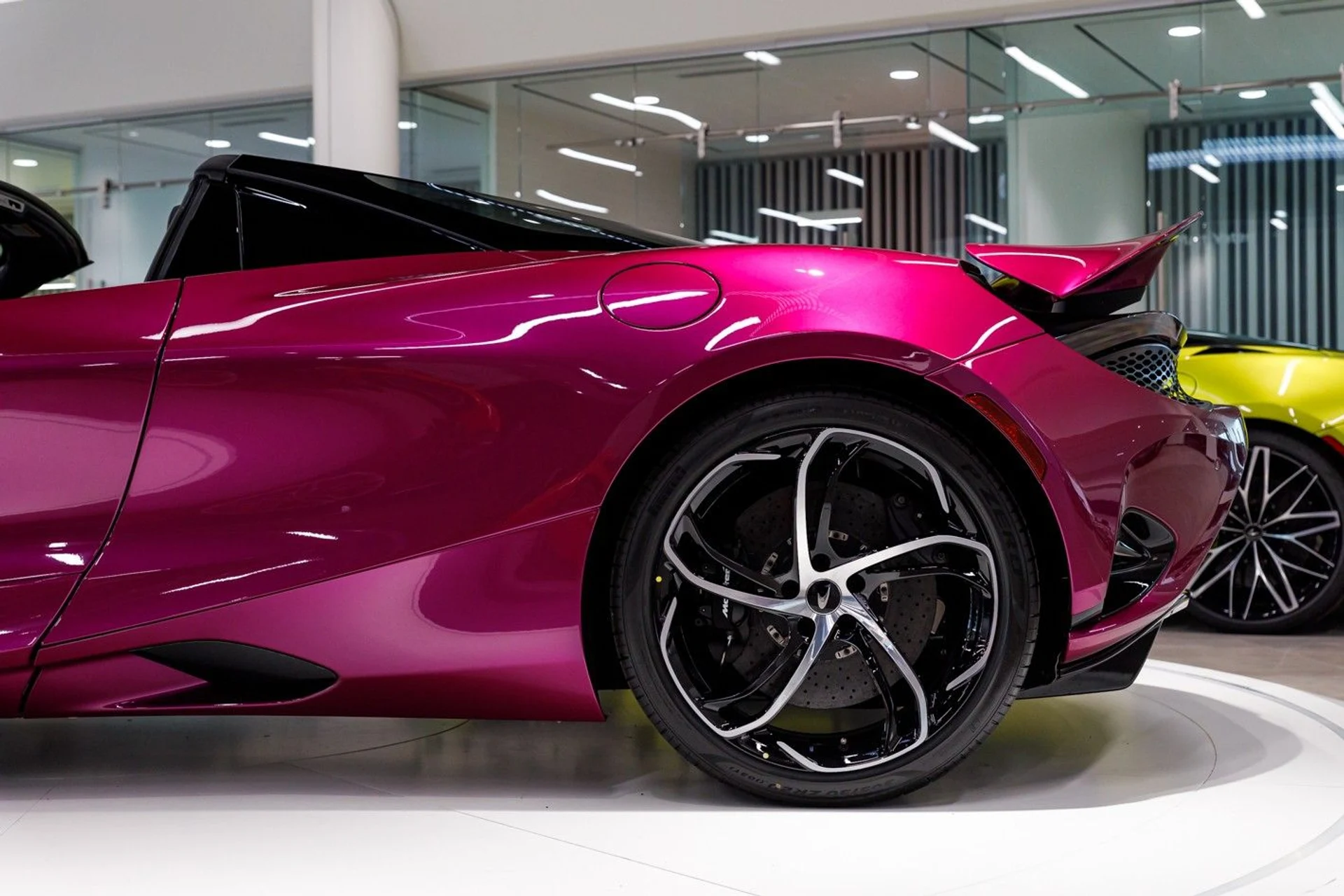 mph009_1299586796_630_p10_l_ec73fecf34