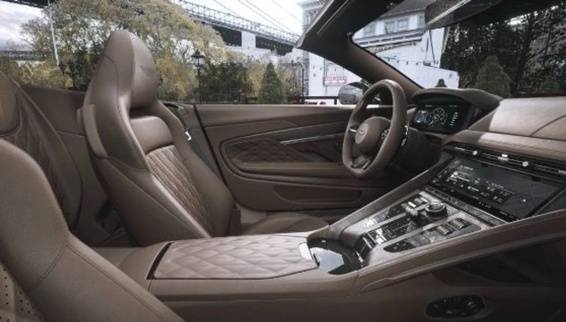 mph009_1306429546_New_2026_Aston_Martin_DB_12_Volante_86e9721ce7