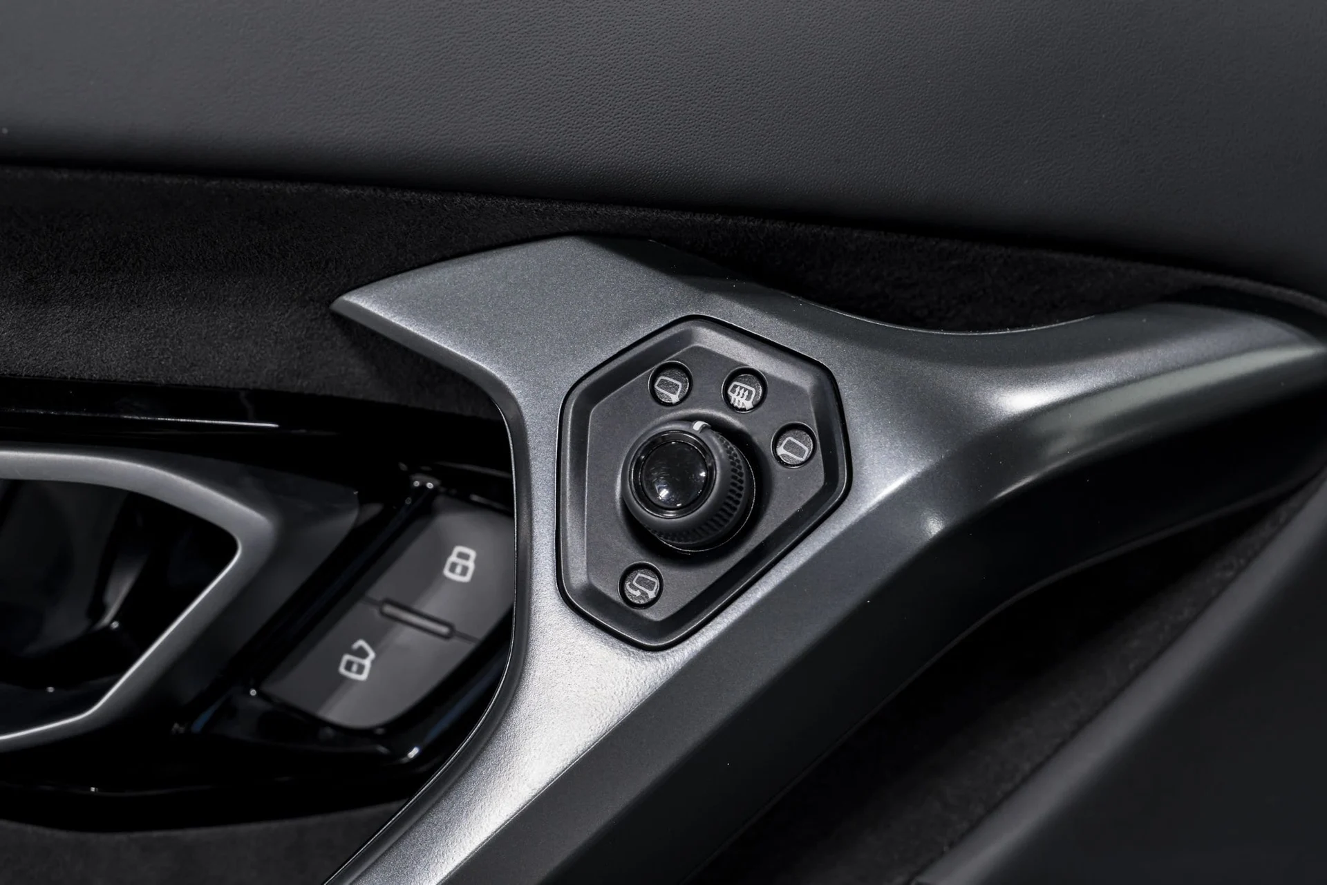 mph009_1314949290_ee9c3f89e138326cb7f2fc0944377052x_bf951ad01f