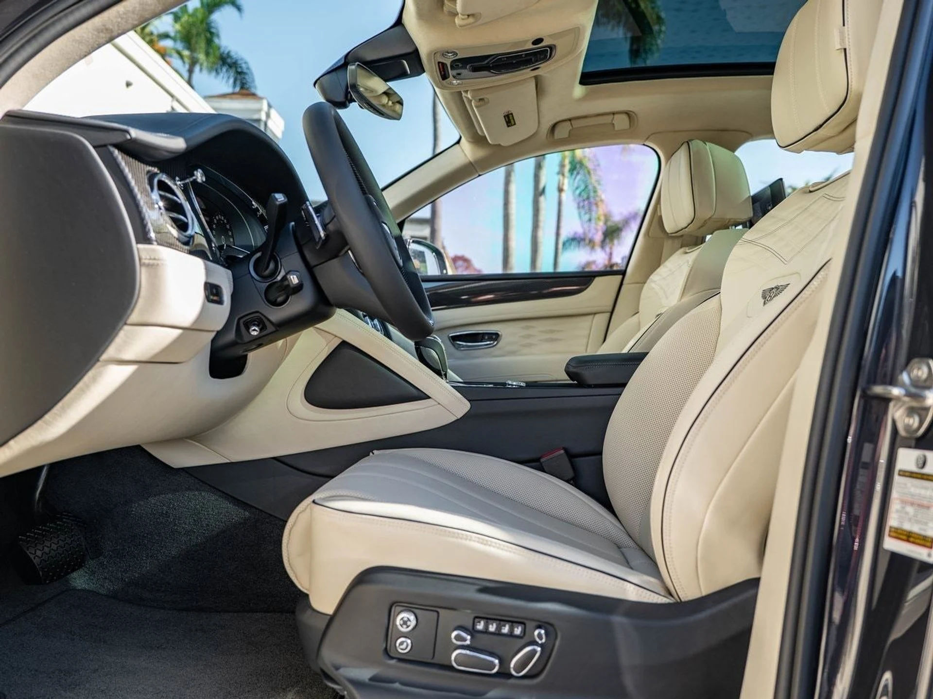 mph009_1320474903_f88ce4cfb2fa4ddbde8cae643d66480ax_cf8ff53ec9