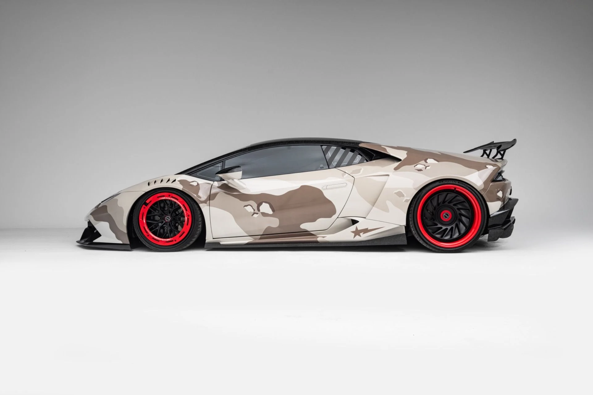 mph009_132774858_Used_2015_Lamborghini_Huracan_LP_610_4_1777064626_d5377cdf7c