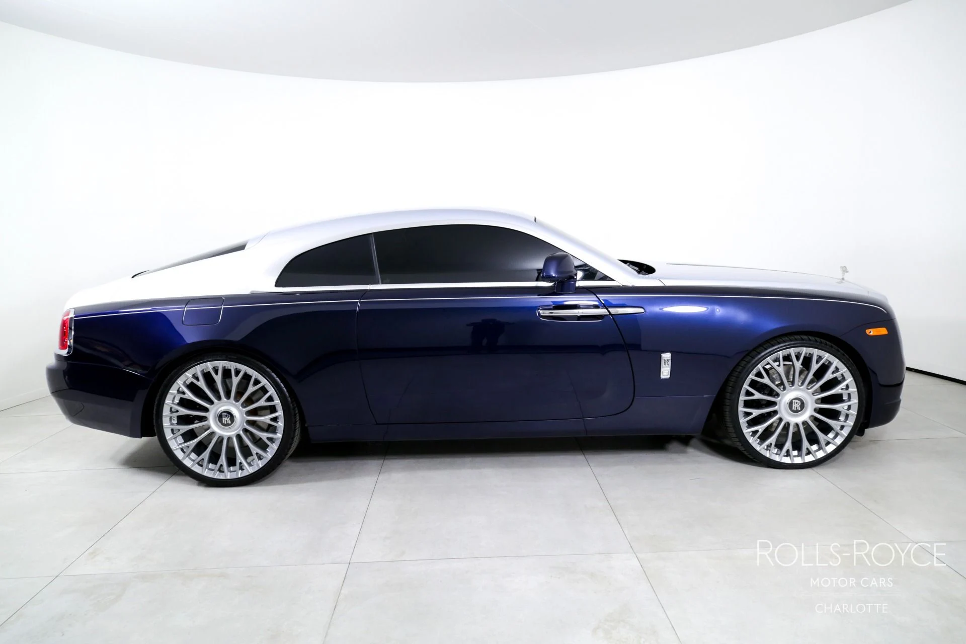 mph009_1329894647_Used_2019_Rolls_Royce_Wraith_1743453383_69a759dba8