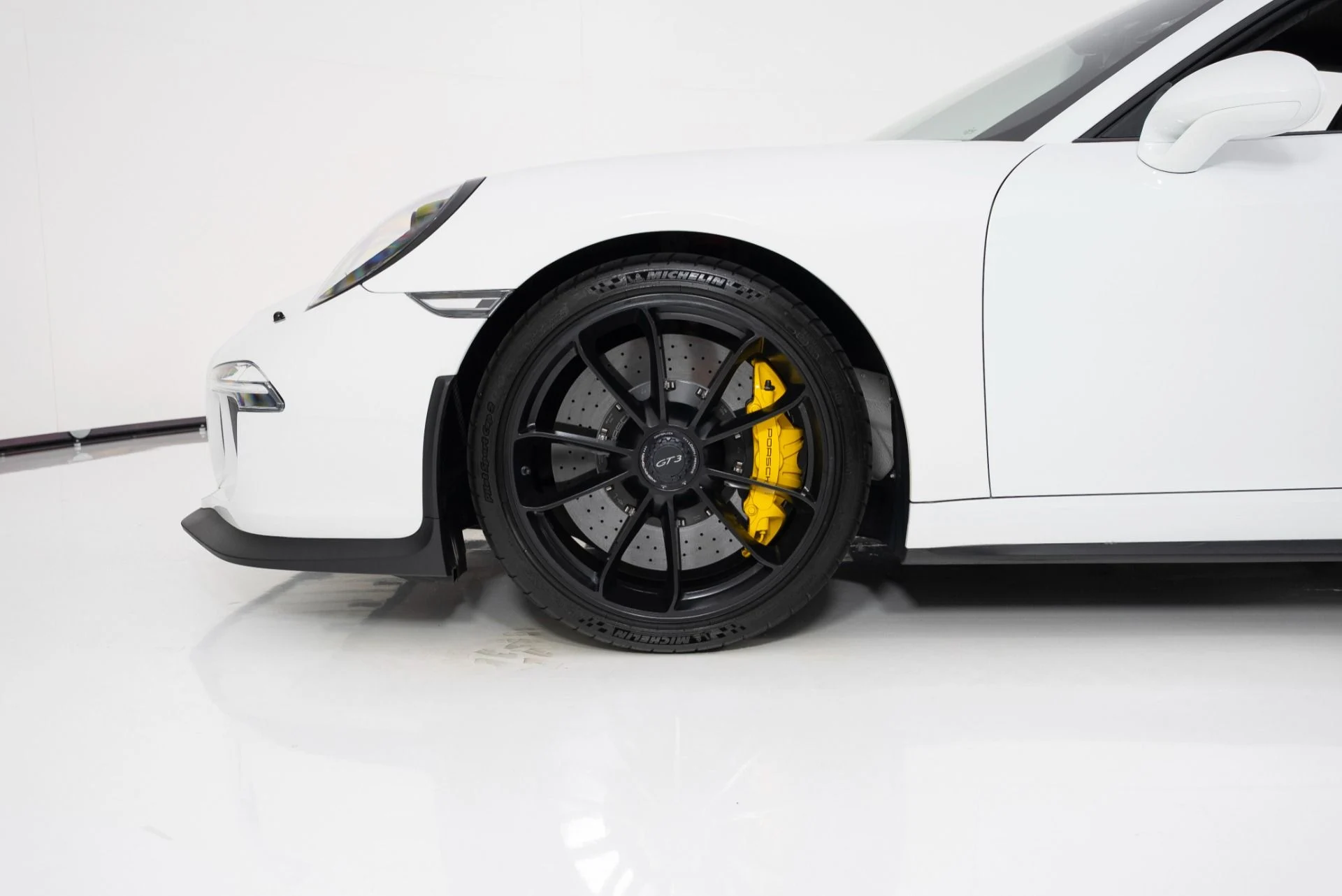 mph009_1336747935_Used_2015_Porsche_911_GT_3_1755021414_622720f096