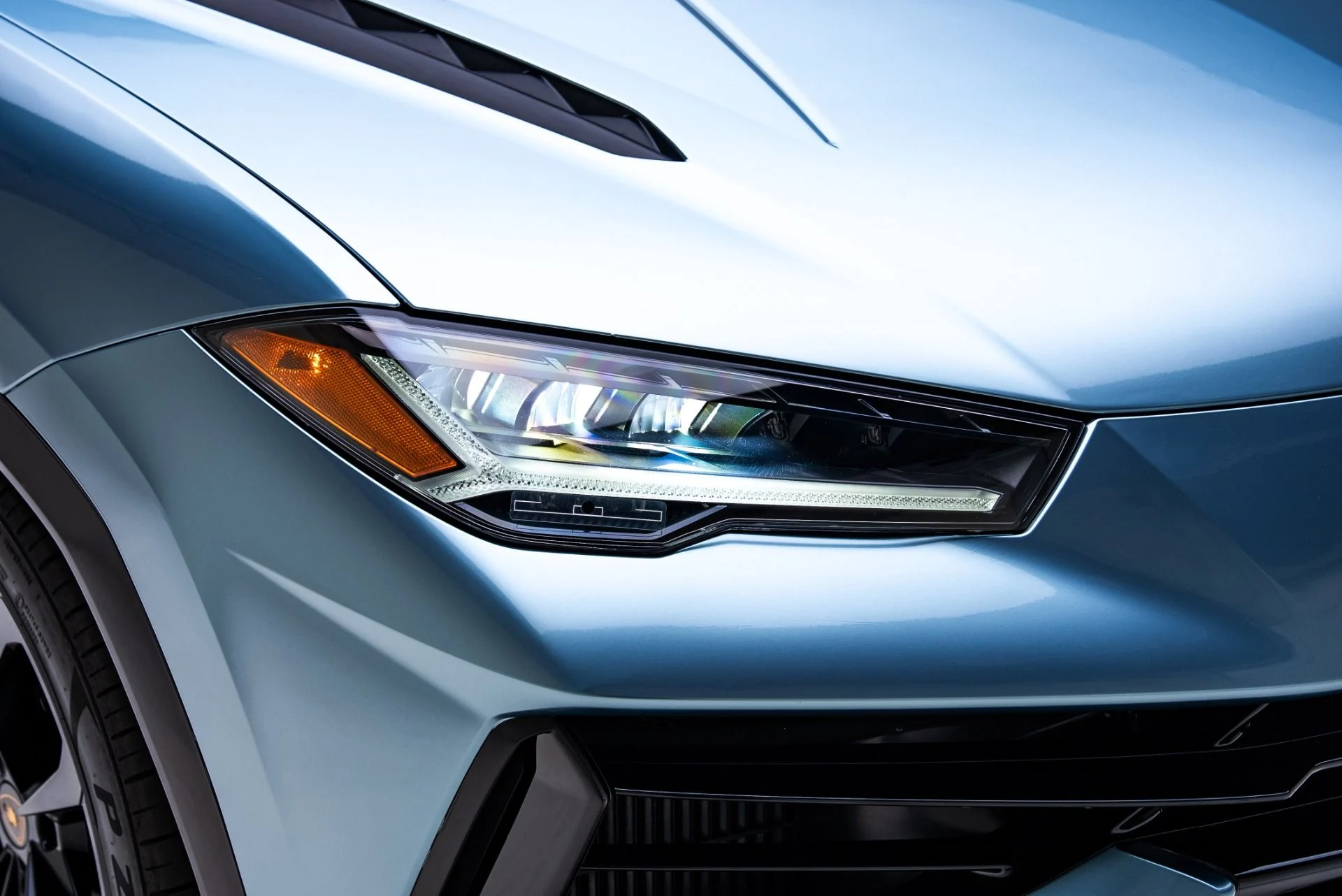 mph009_1337676853_Used_2023_Lamborghini_Urus_S_1775088158_f21dde6483