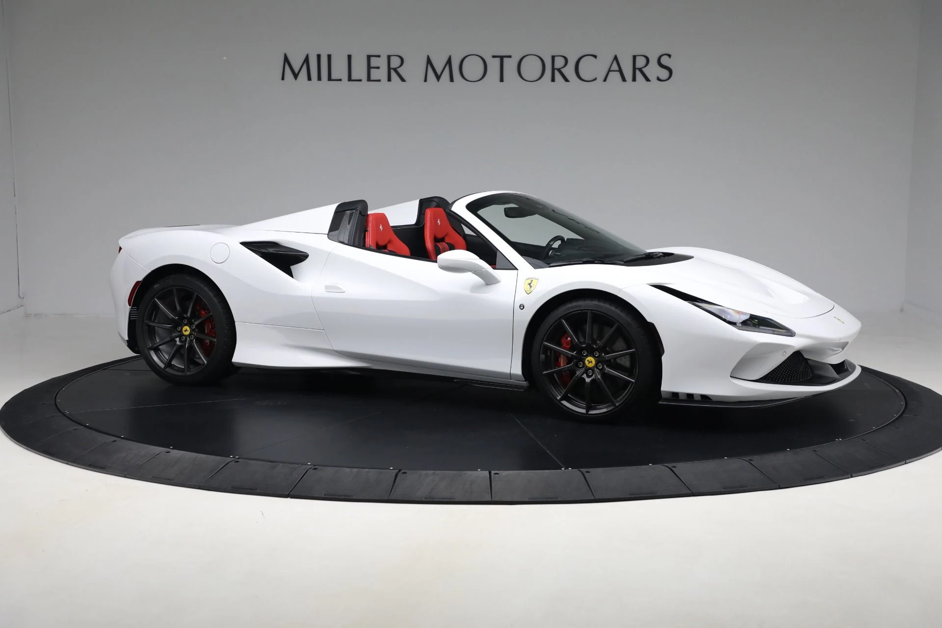 mph009_1340178238_Used_2023_Ferrari_F8_Spider_d1a3132cd9