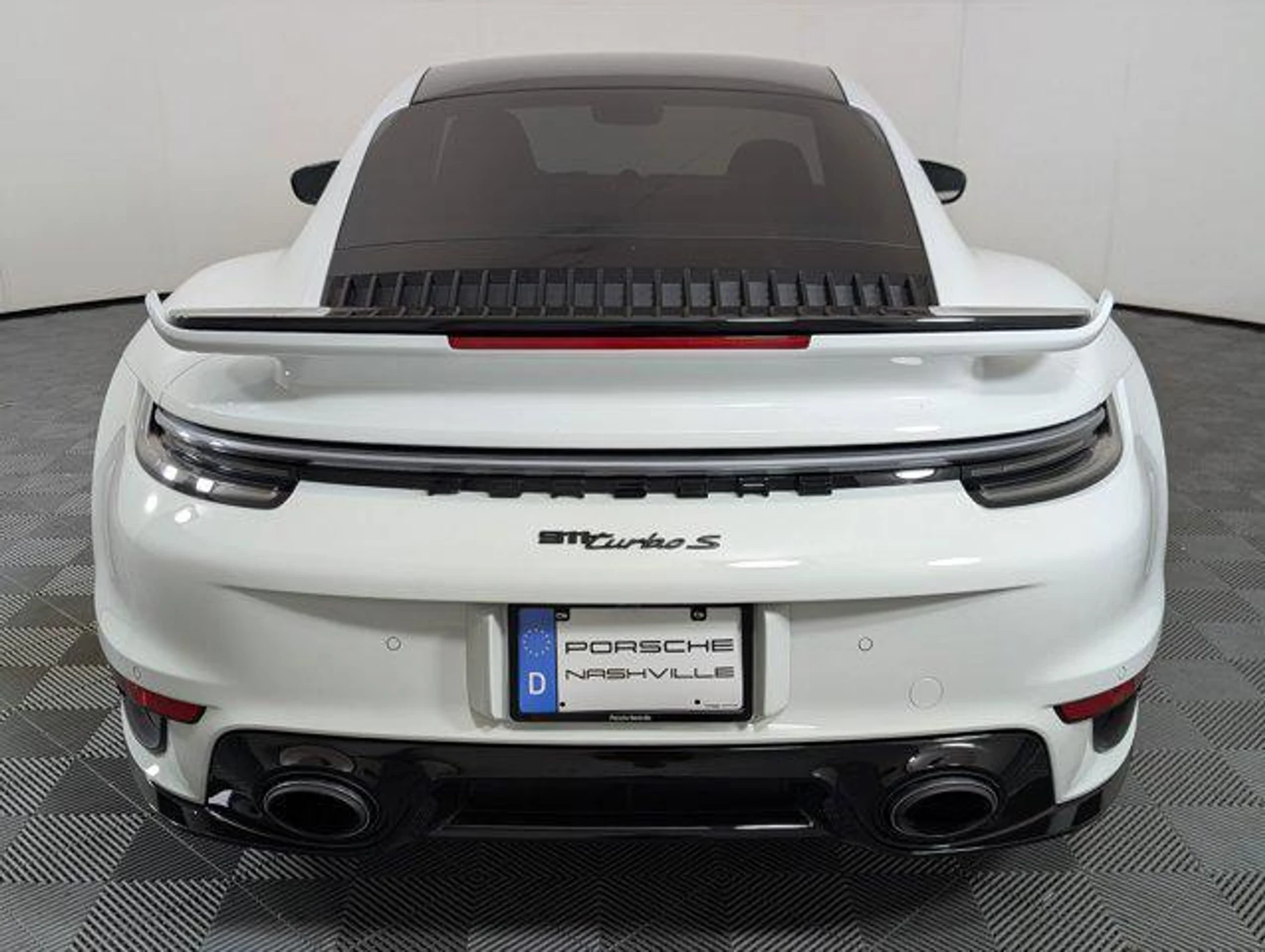 mph009_1346407395_NS_3s_G8pm_I_Pihg_BRHT_Jshf81y_G3_I_4624631bad