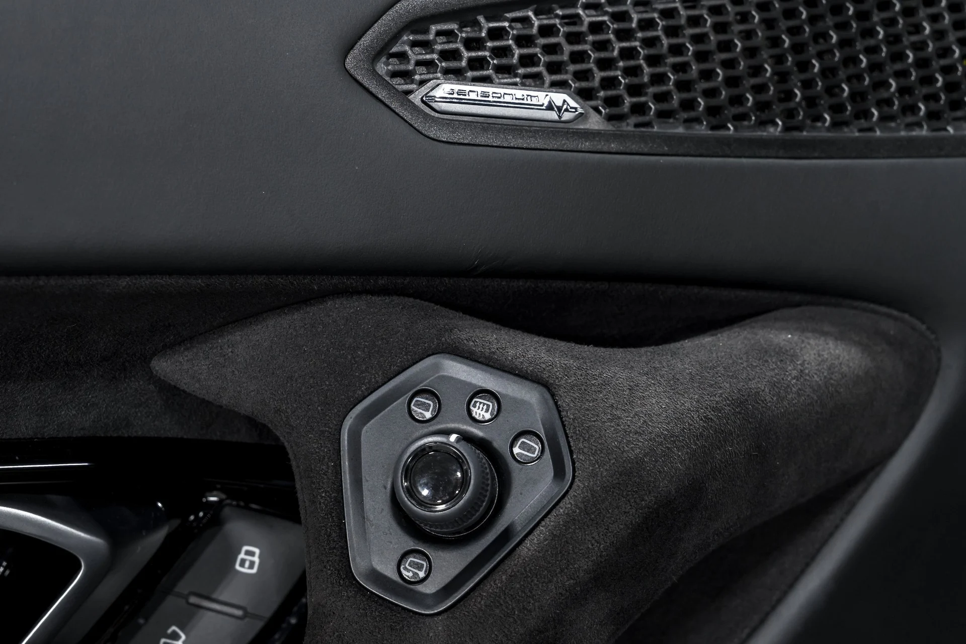 mph009_1349244681_d721b76383b5b804e6391e16640547e2x_deb5760f70